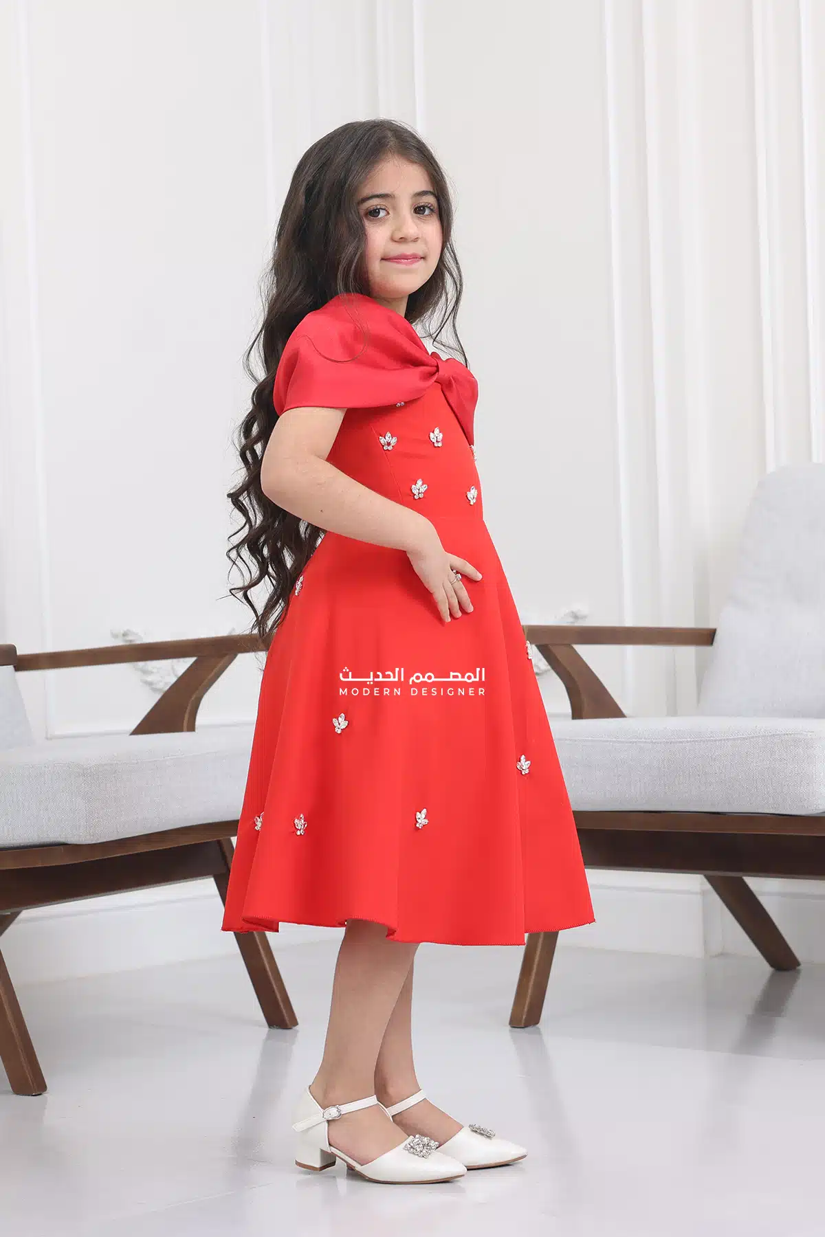 فستان بناتي سواريه بتصميم حديث