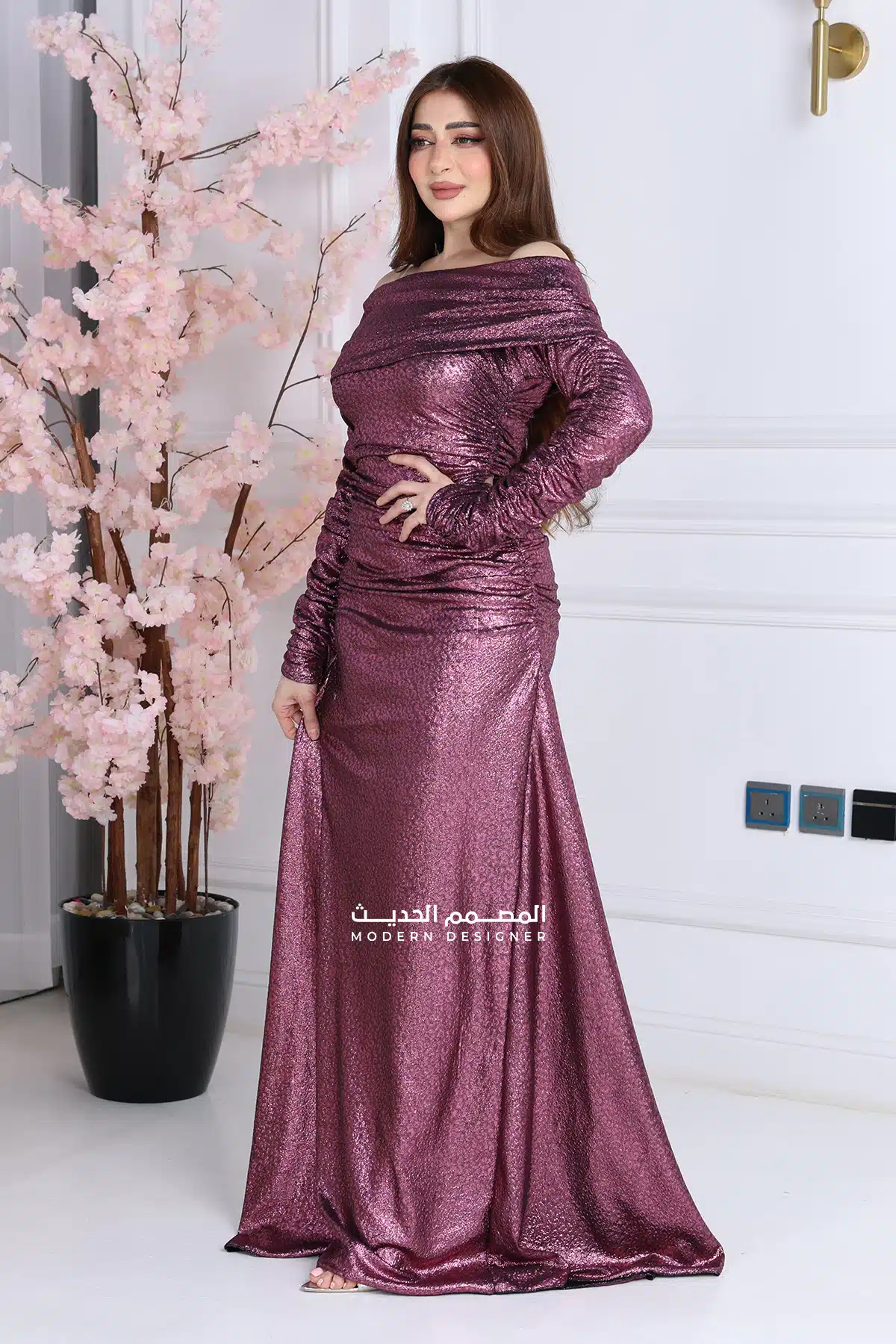 فستان طويل ناعم فخم فستان طويل ناعم فخم