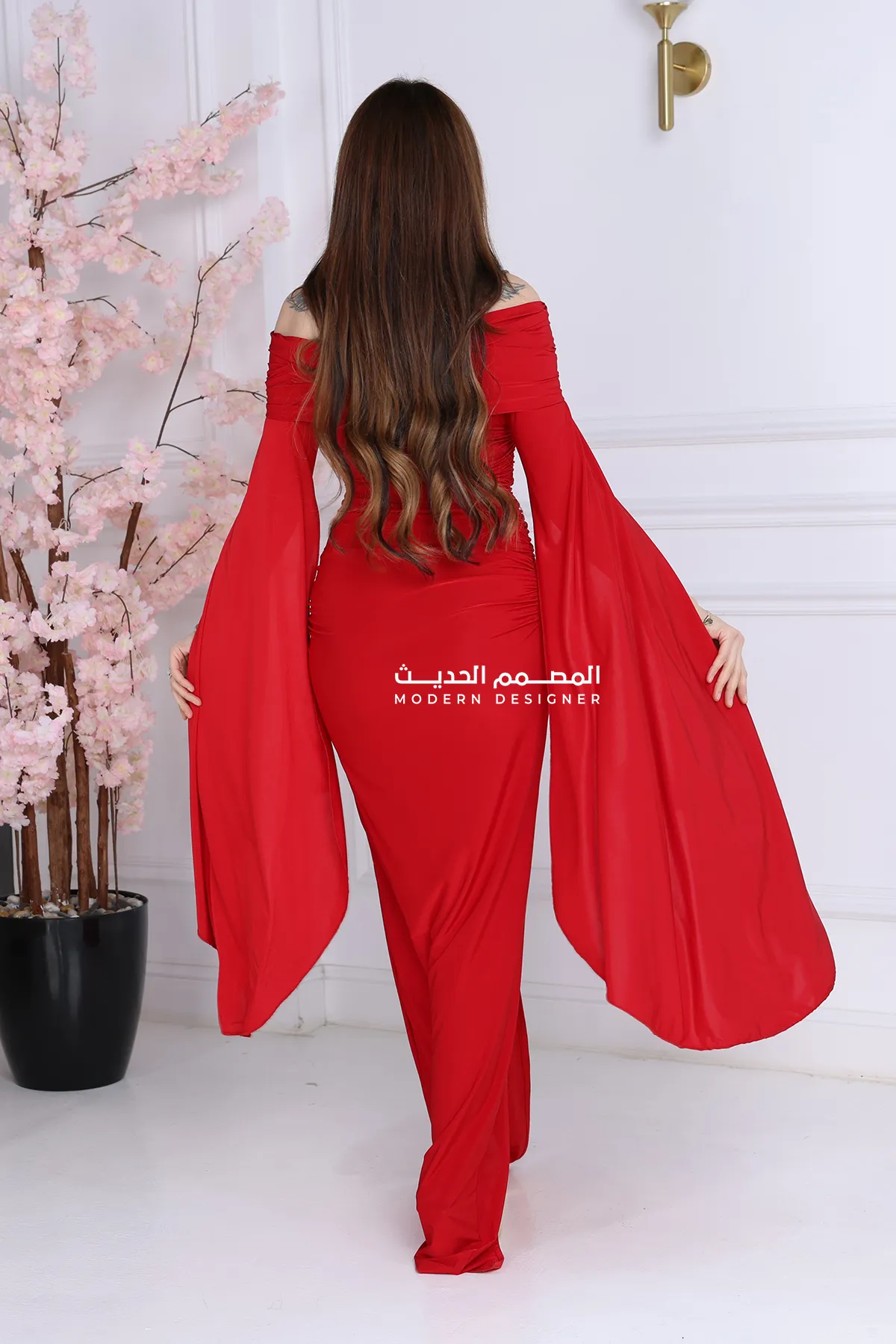 فستان نسائي