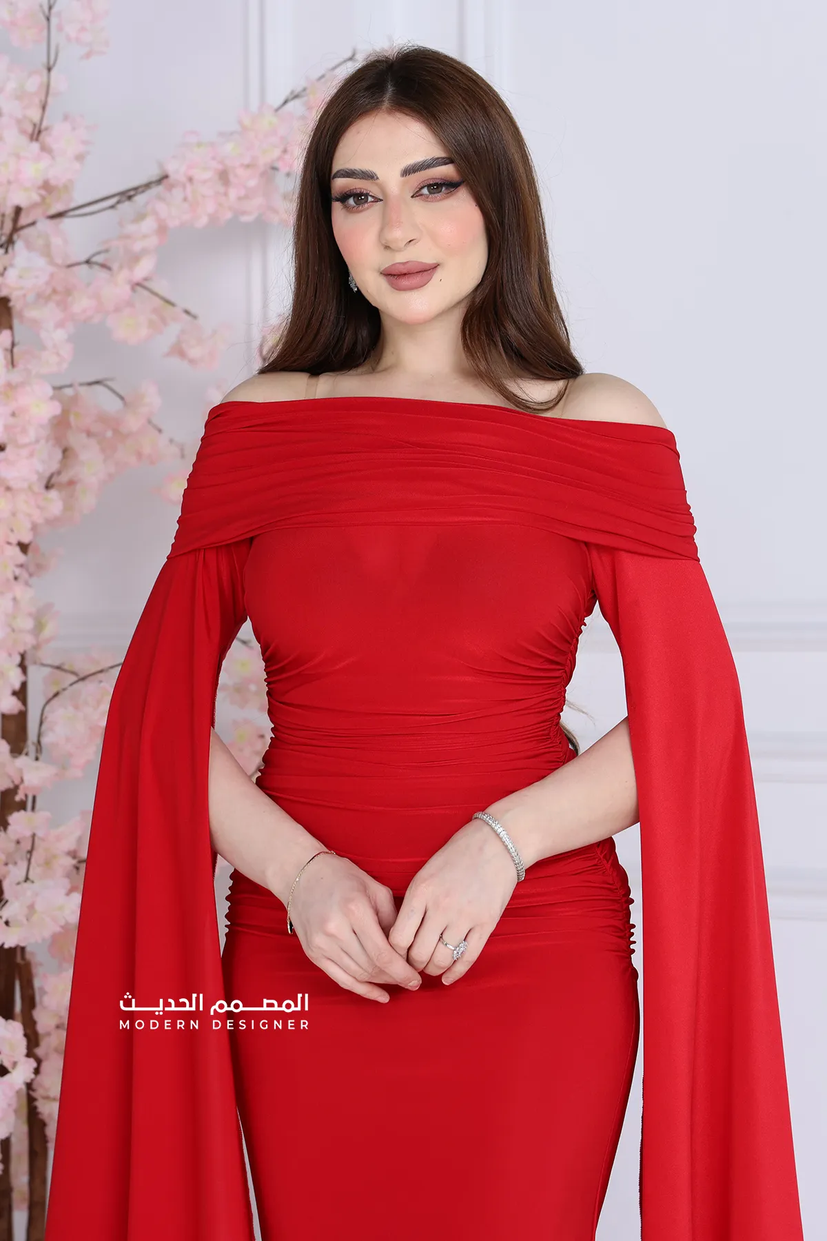 فستان نسائي