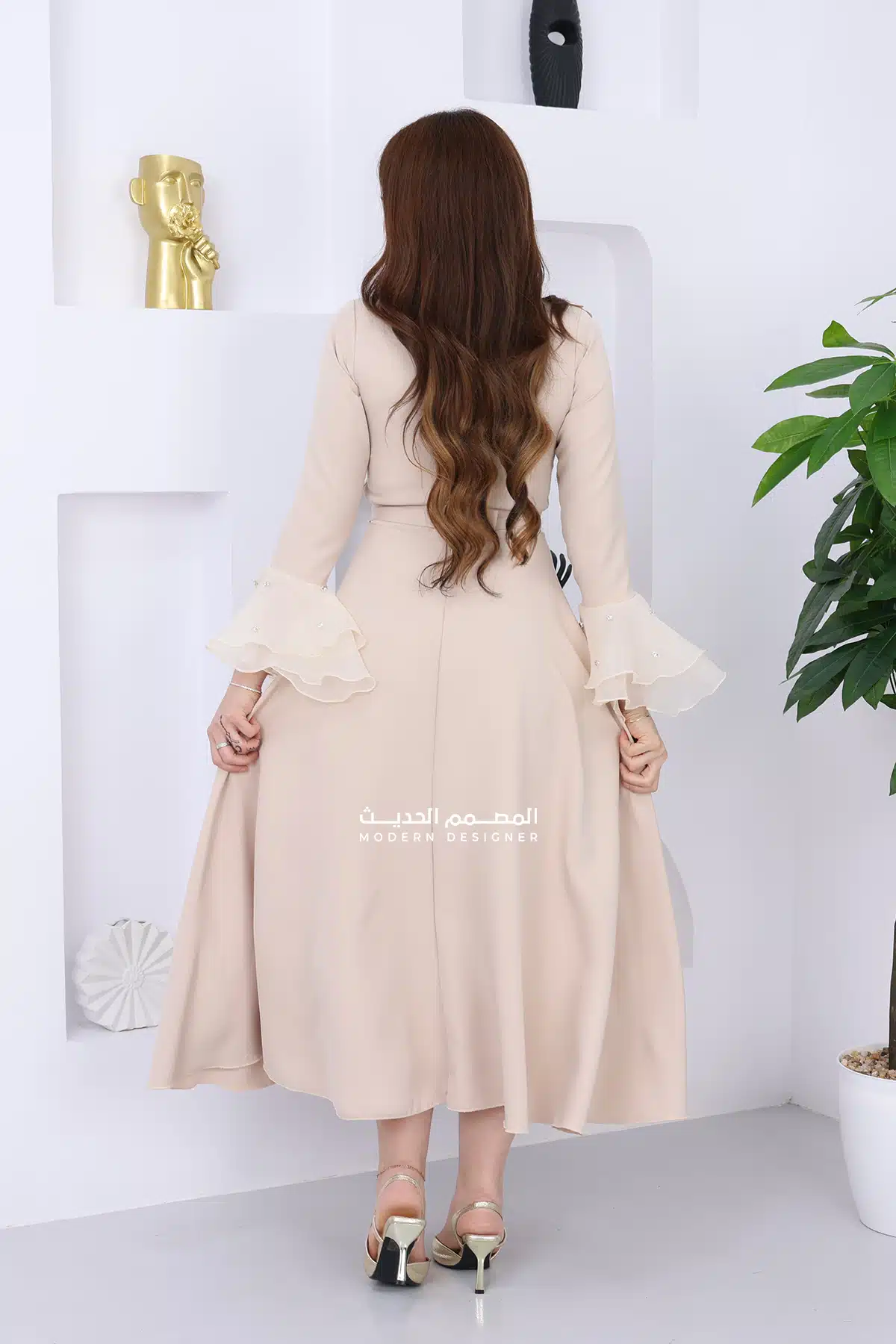 فستان قصير أنيق