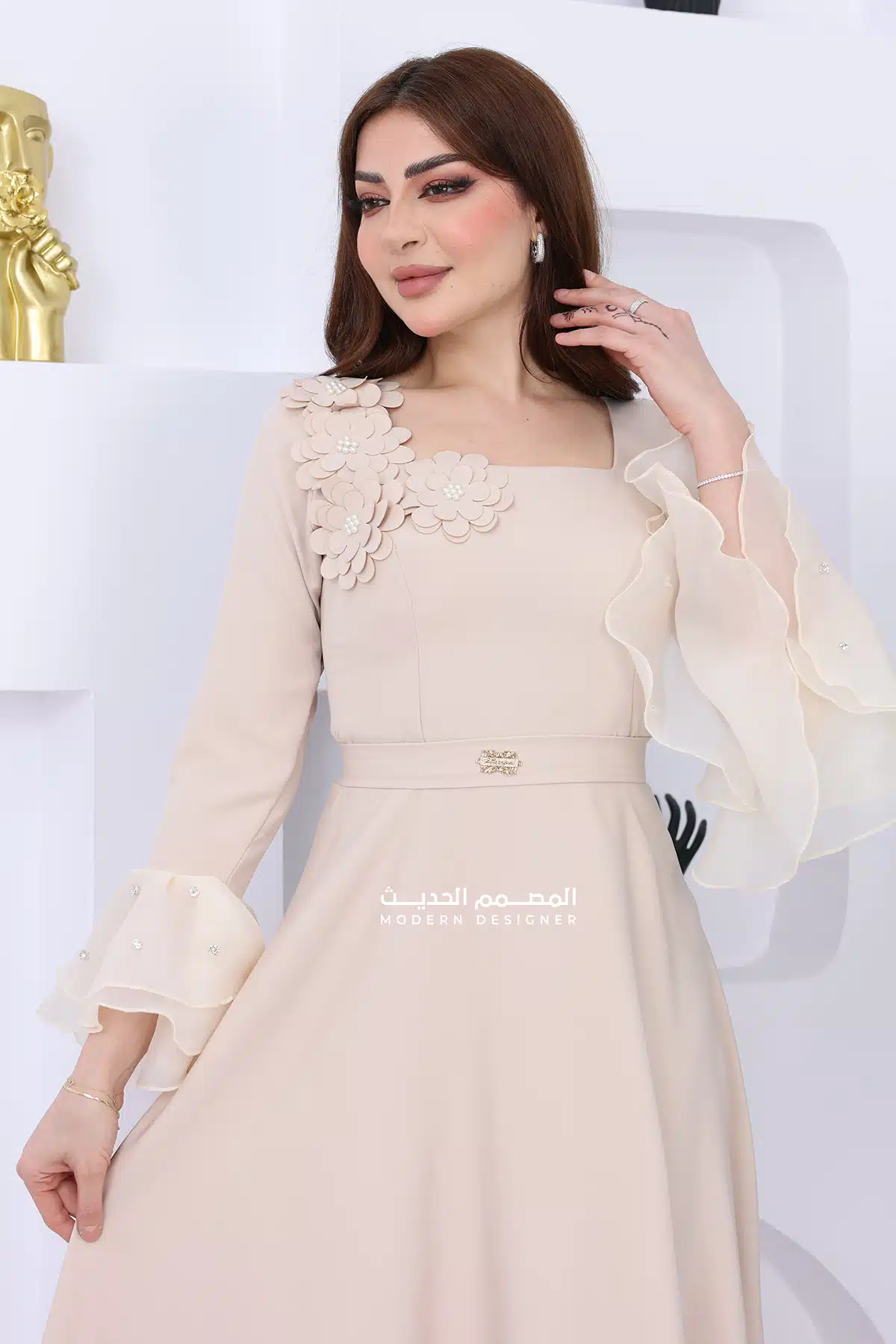 فستان قصير أنيق