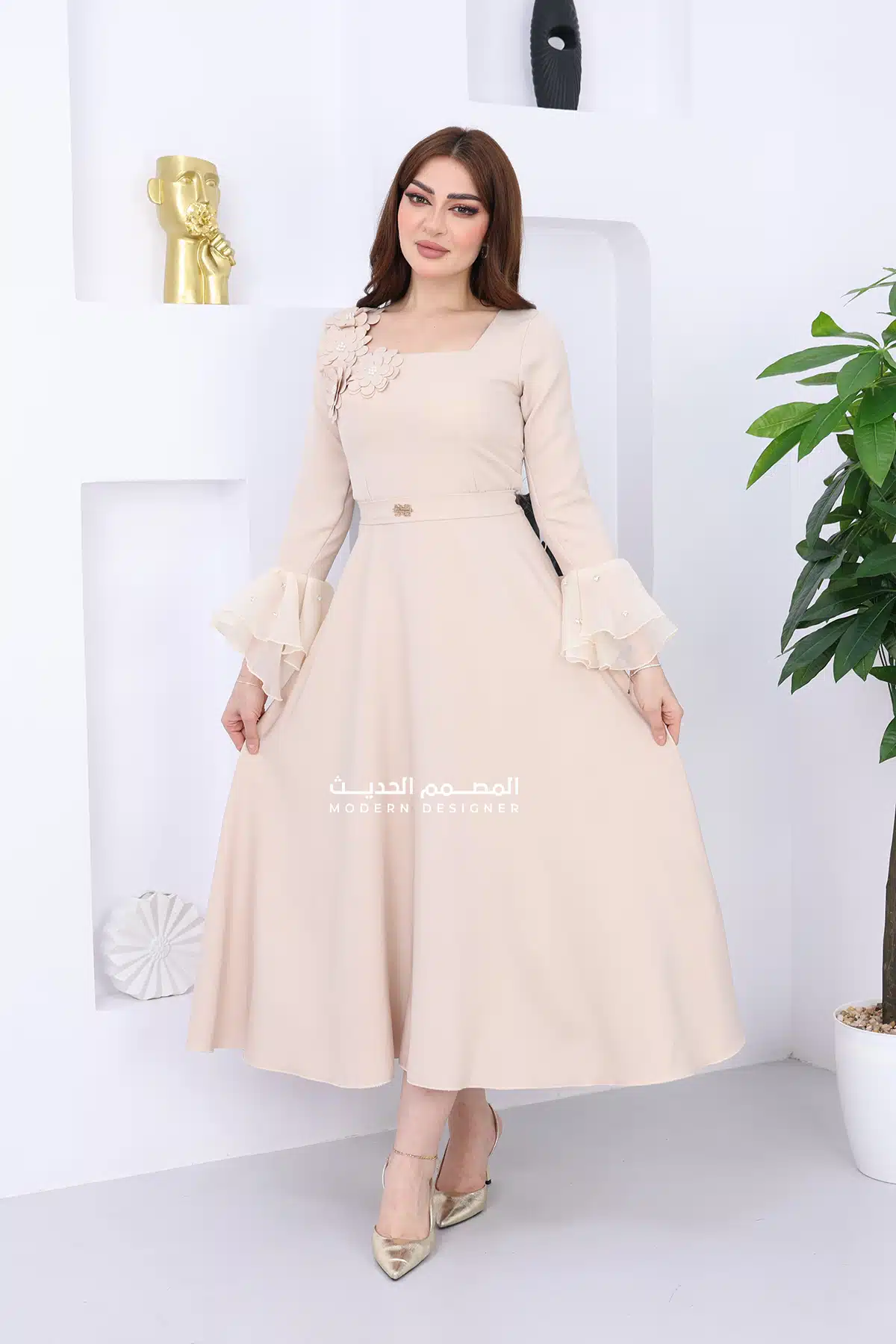 فستان قصير أنيق