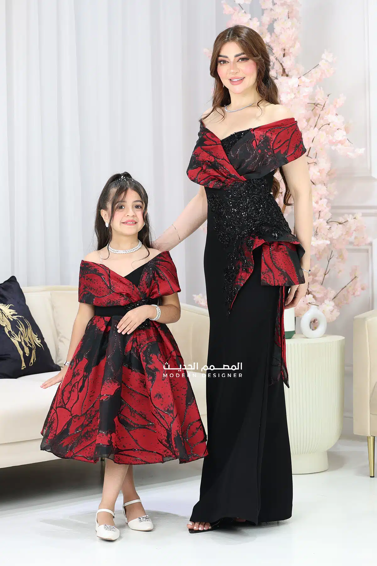 فستان ملكي طويل فستان ملكي طويل