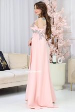 فستان انيق بتصميم راقي