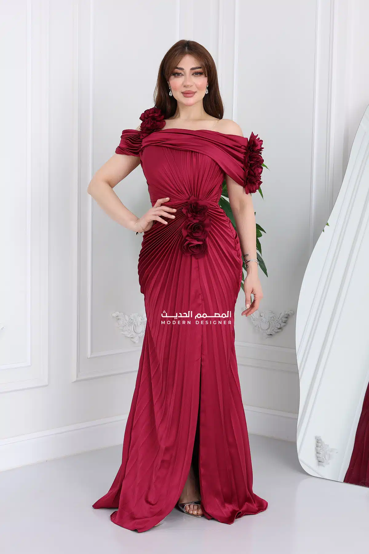 فستان بتصميم روماني