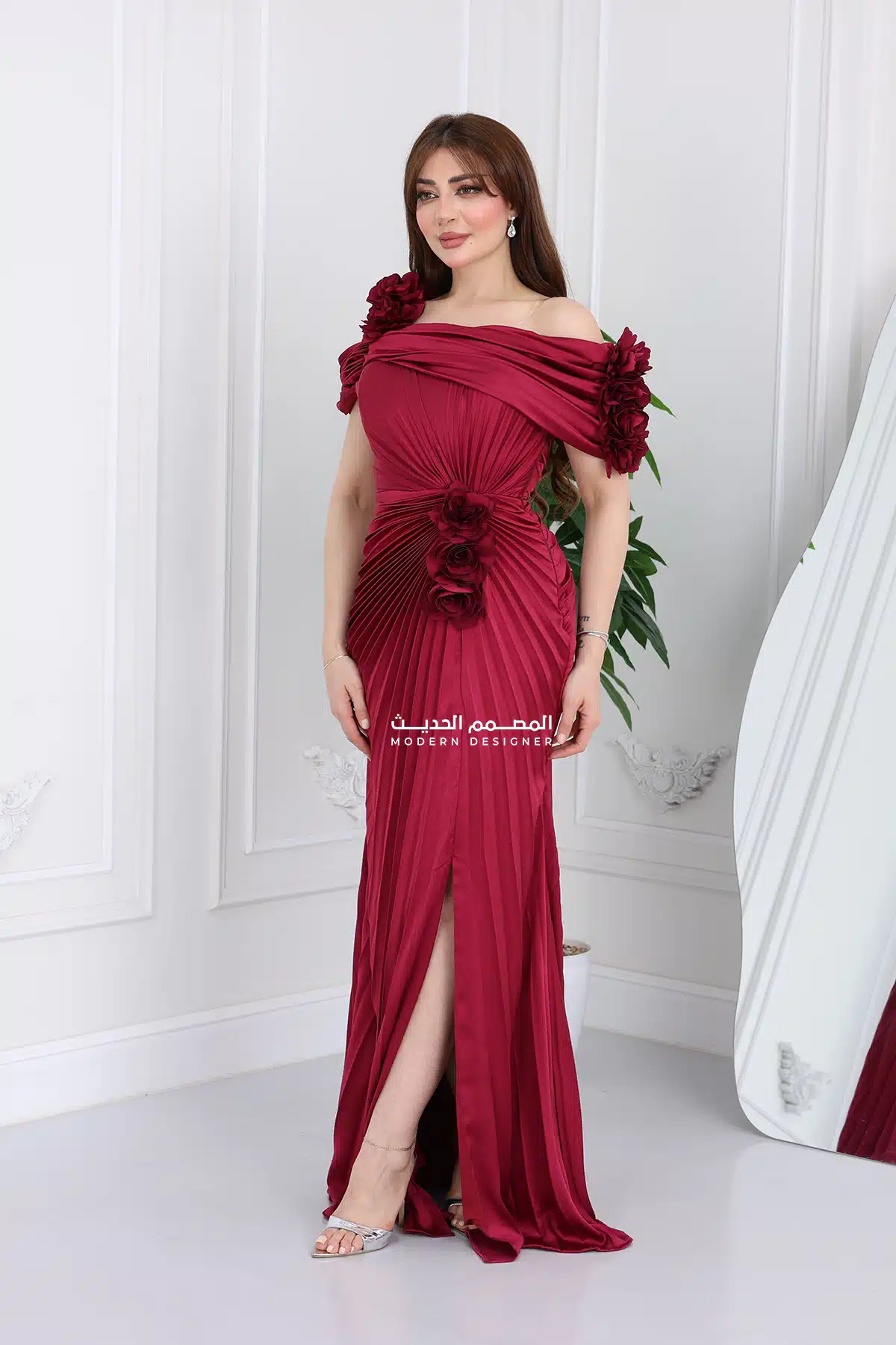 فستان بتصميم روماني