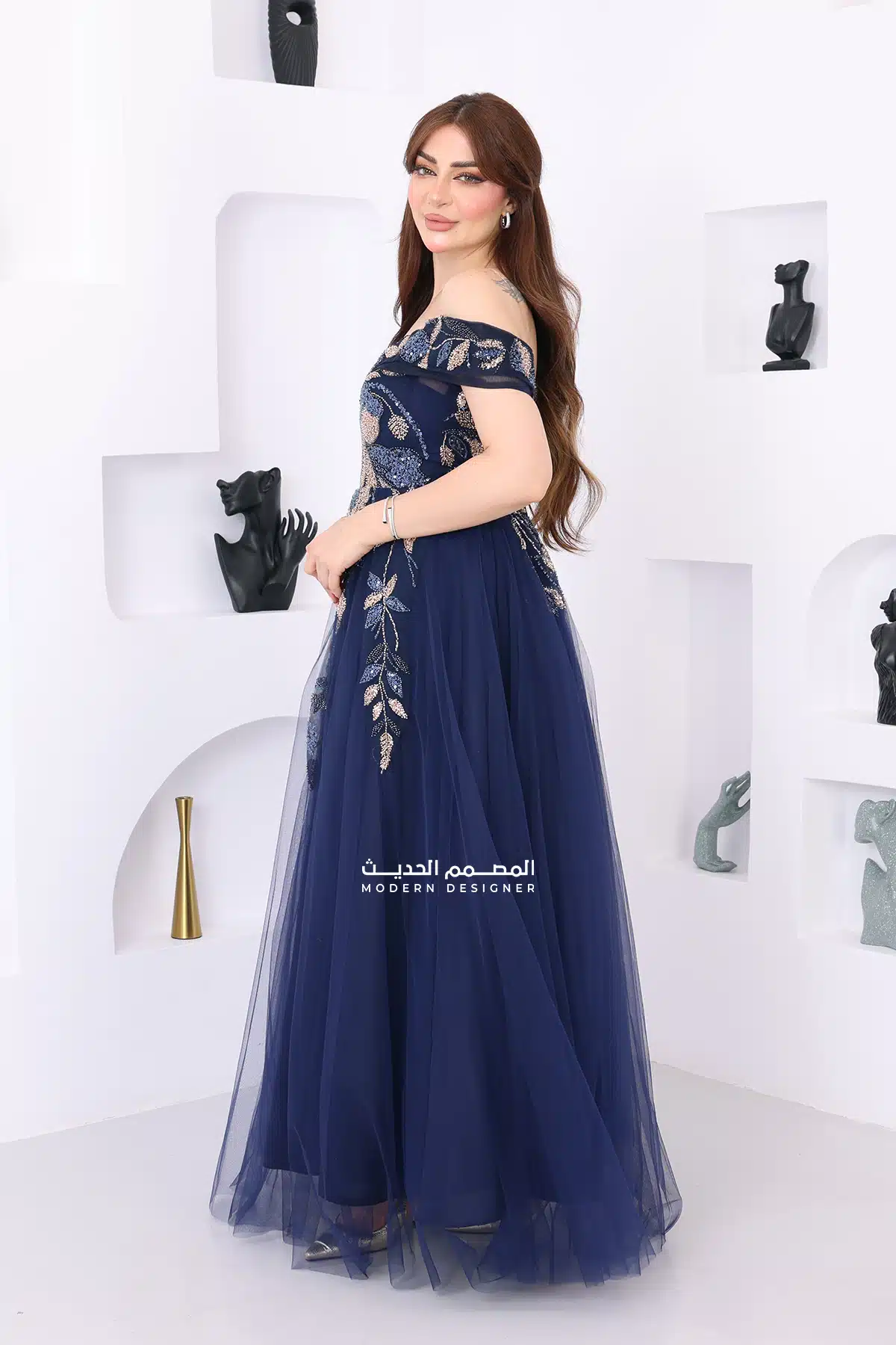 فستان بتطريز فخم