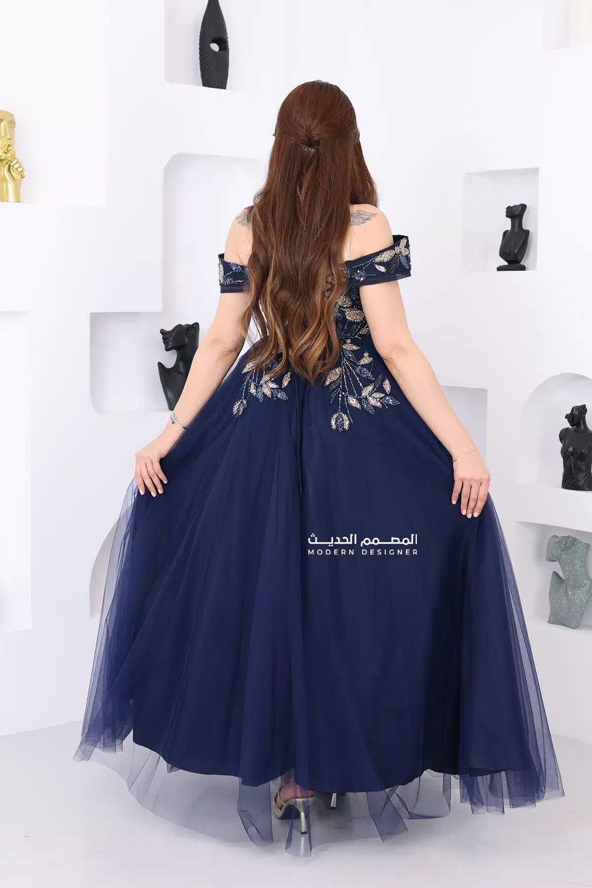 فستان بتطريز فخم