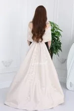 فستان سهرة فخم للمناسبات