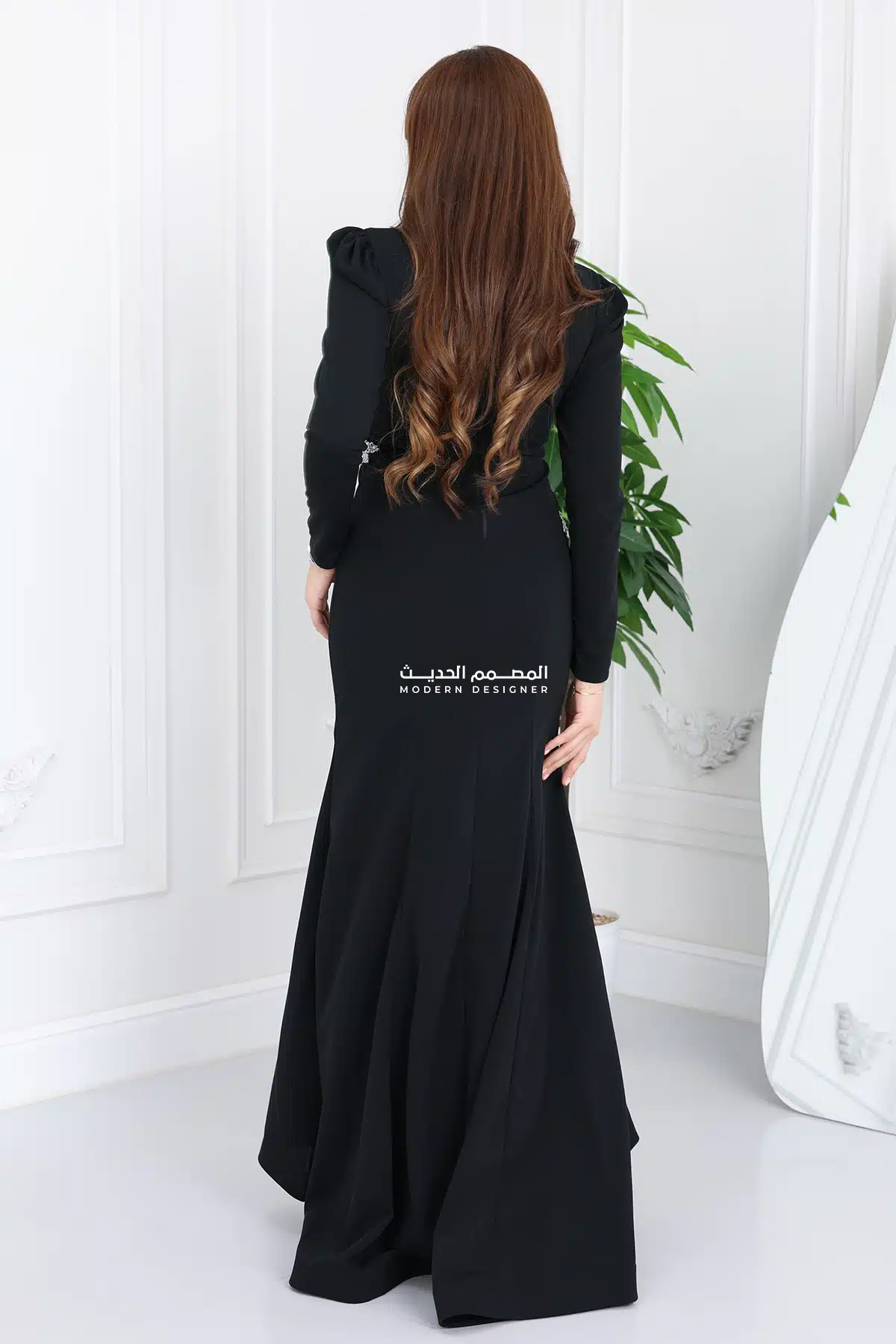 فستان سهرة مطرز أنيق