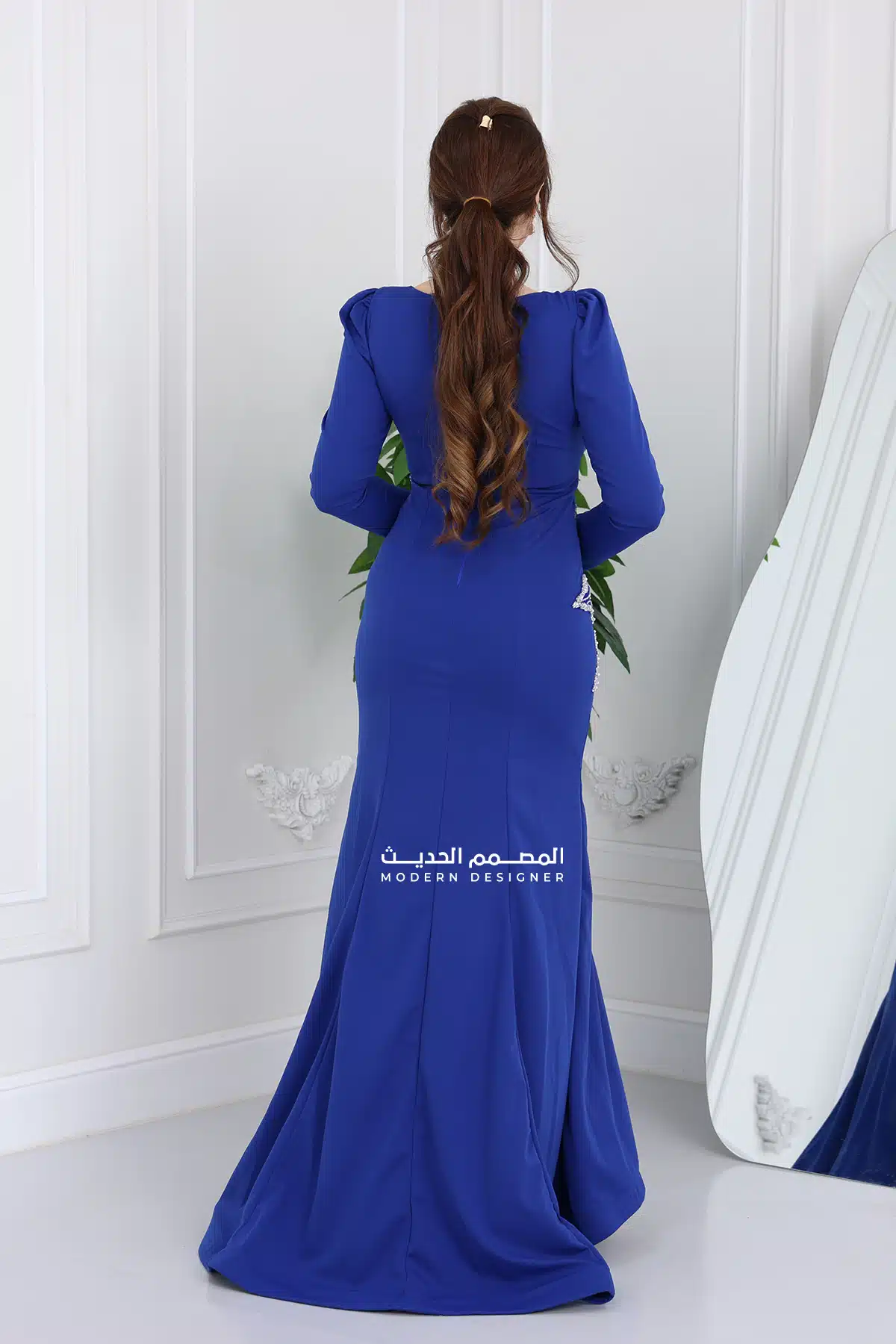 فستان سهرة مطرز أنيق