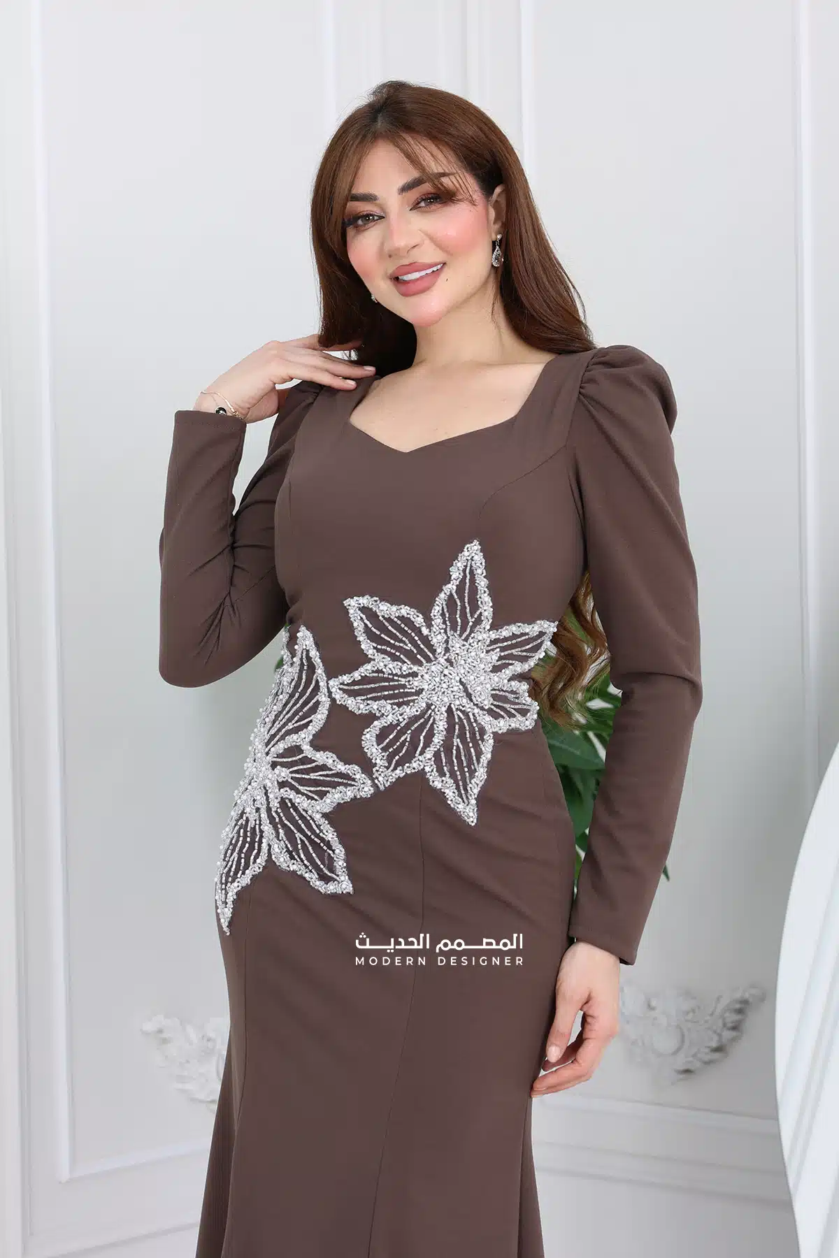 فستان سهرة مطرز أنيق