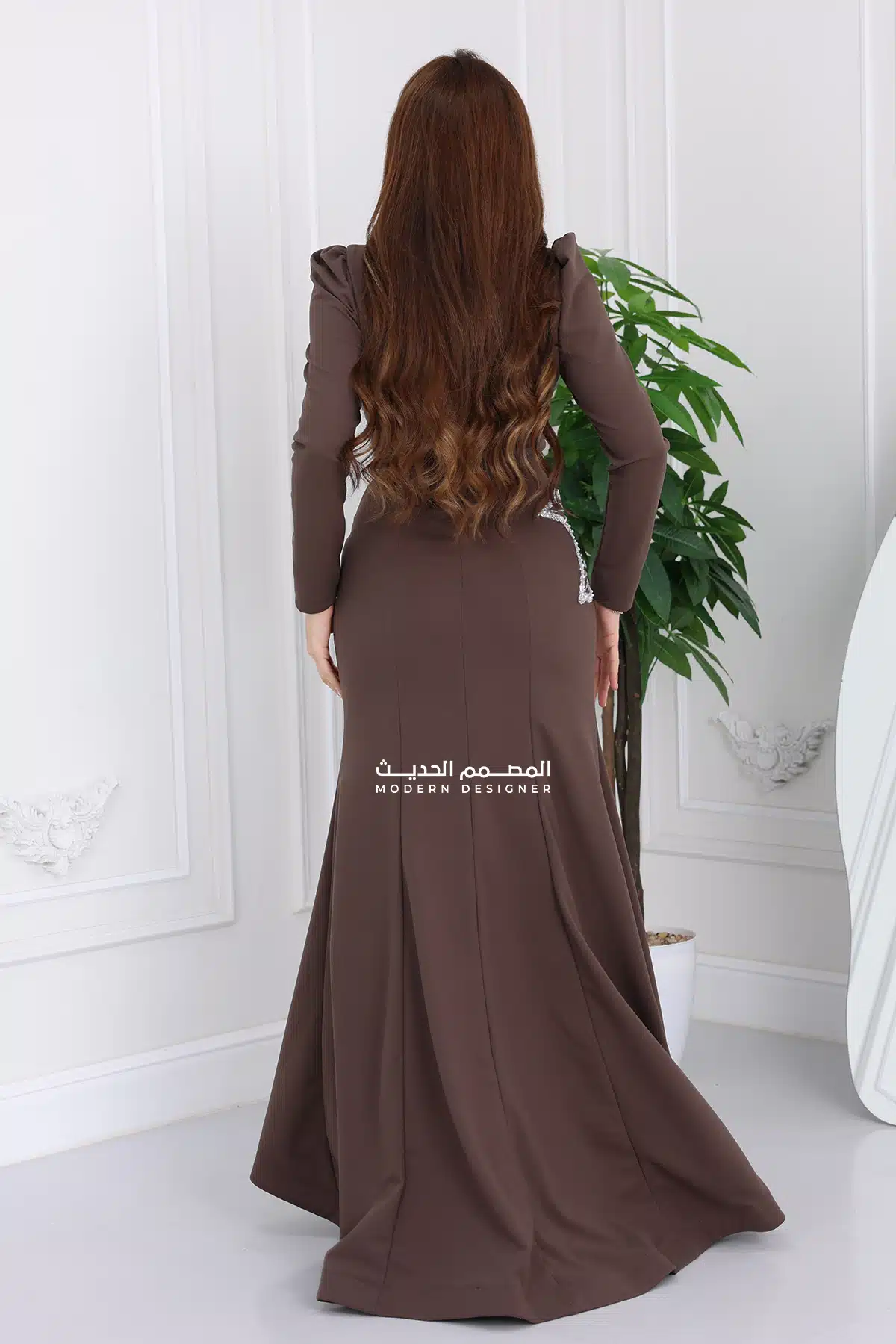 فستان سهرة مطرز أنيق