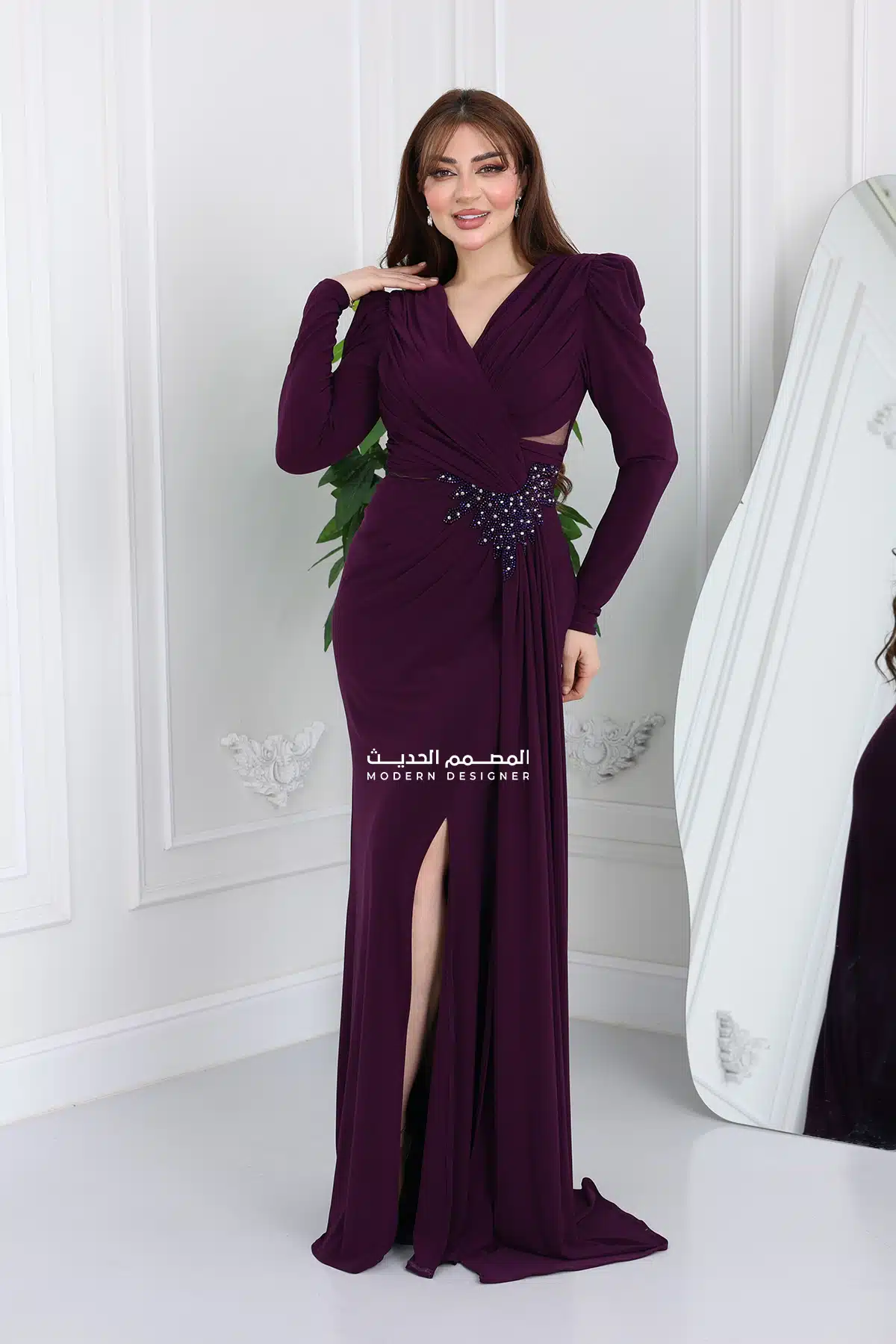 فستان ناعم مطرز أنيق