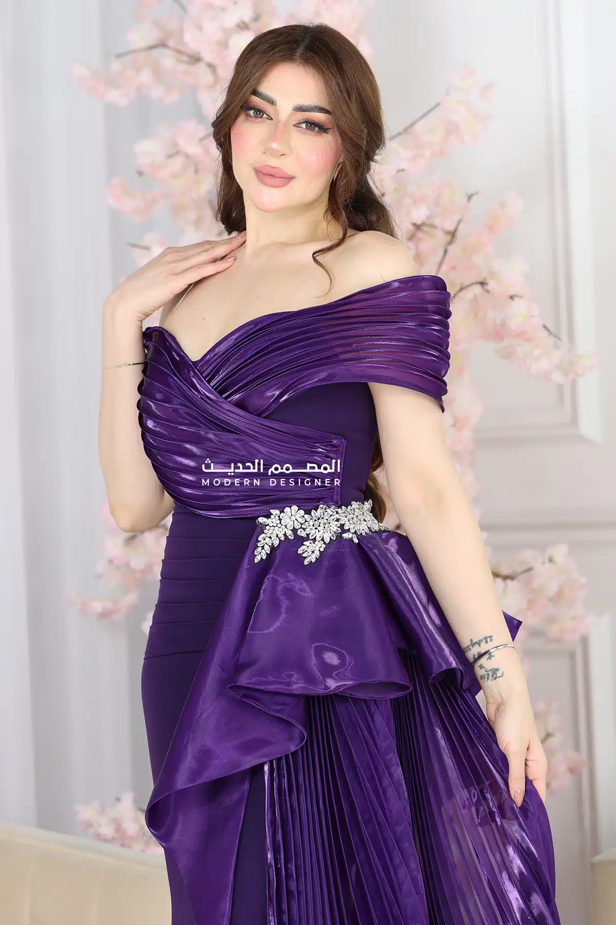 فستان مناسبات بتصميم فاخر فستان مناسبات بتصميم فاخر