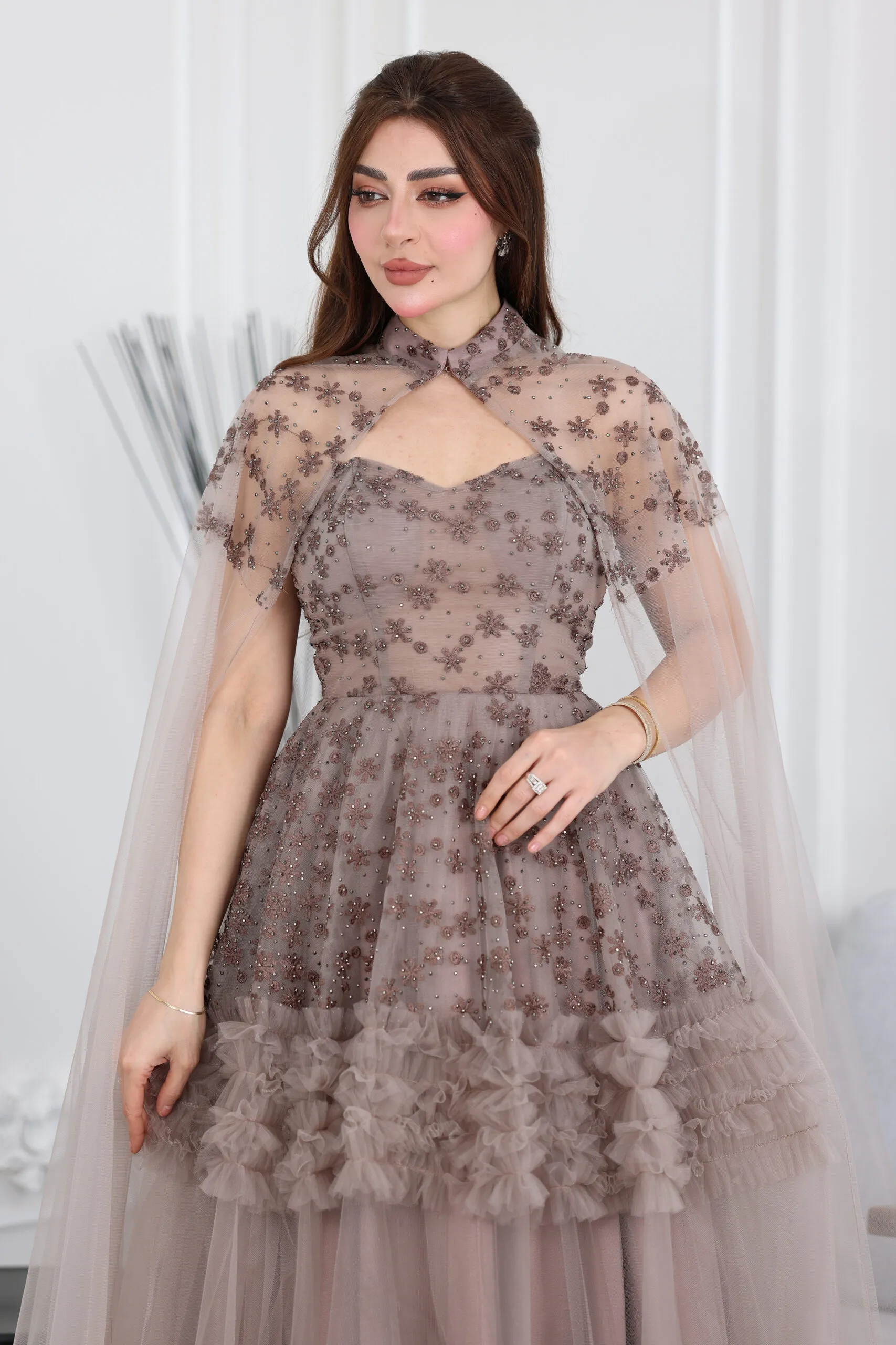 فستان مناسبات بتطريز فاخر