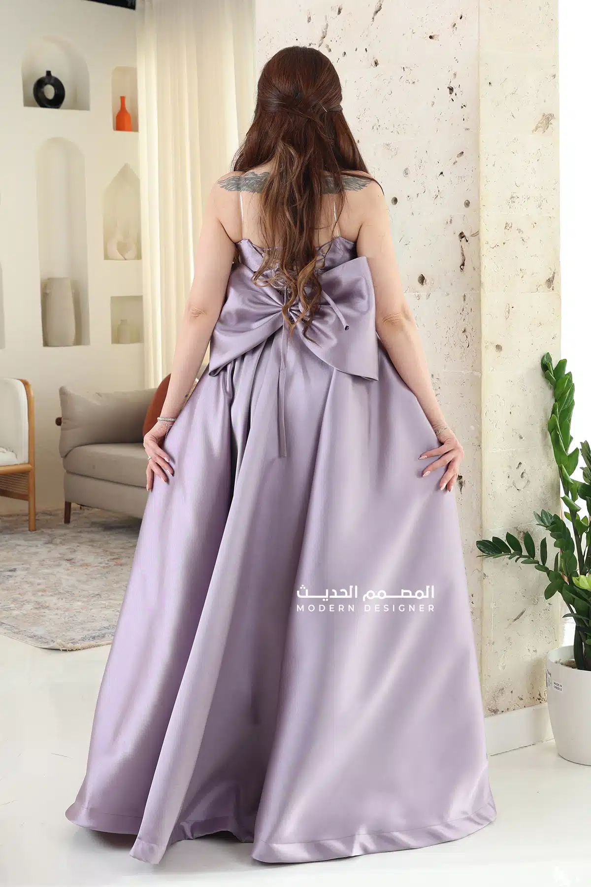 فستان سهرة فاخر بتطريز