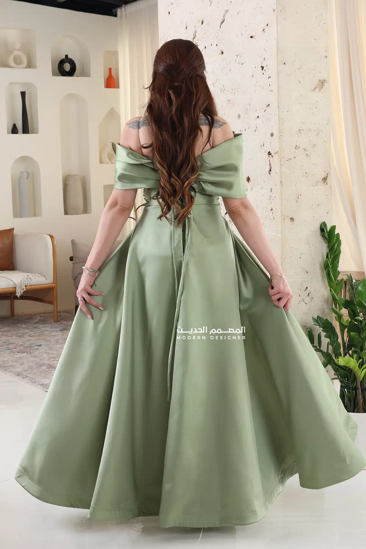 فستان سوارية بتطريز فاخر