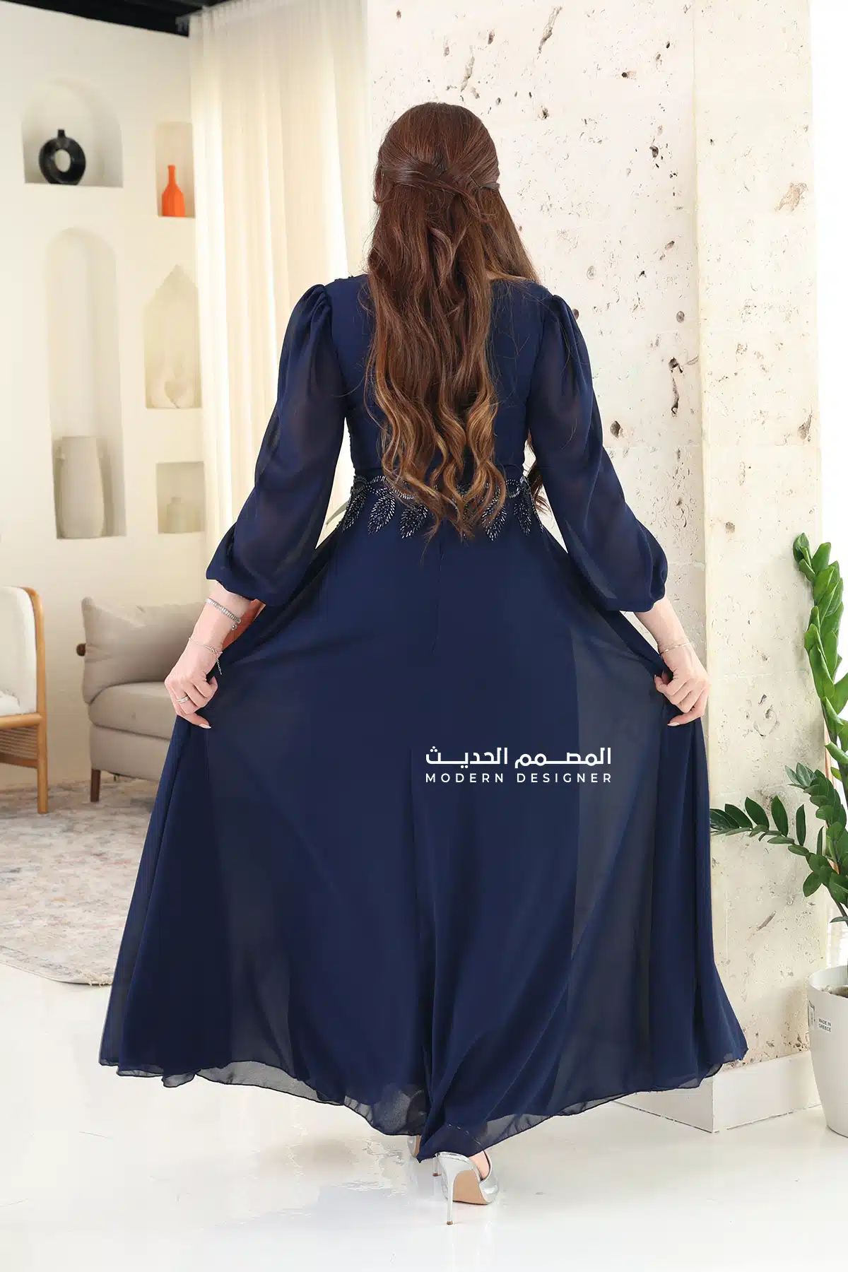 فستان شيفون مطرز راقي فستان شيفون مطرز راقي