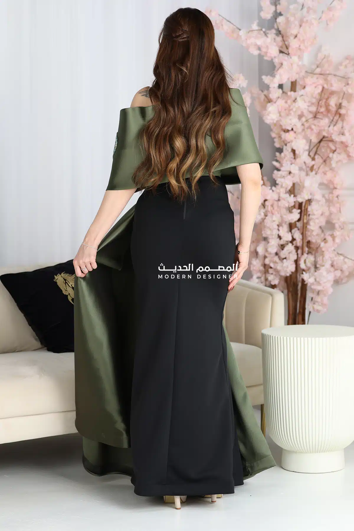 فستان سواريه بتطريز فاخر