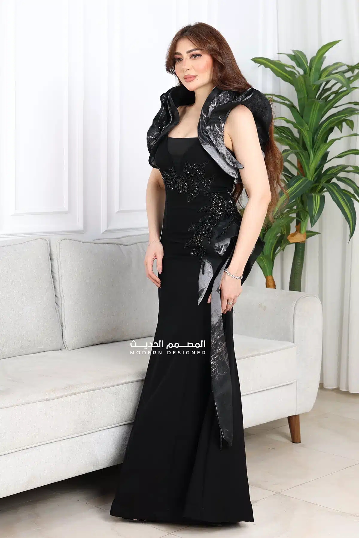 فستان سهرة بتصميم انيق