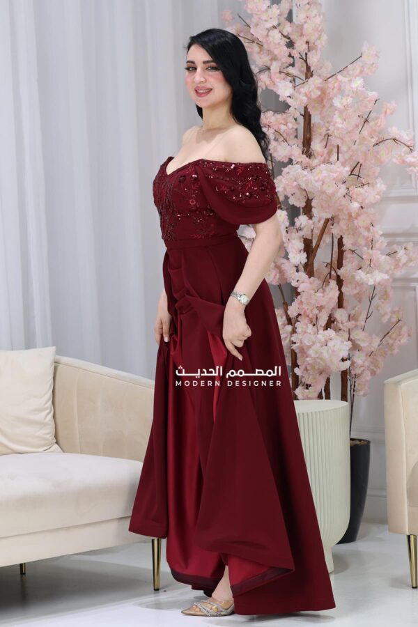 فستان سهرة عصري فاخر