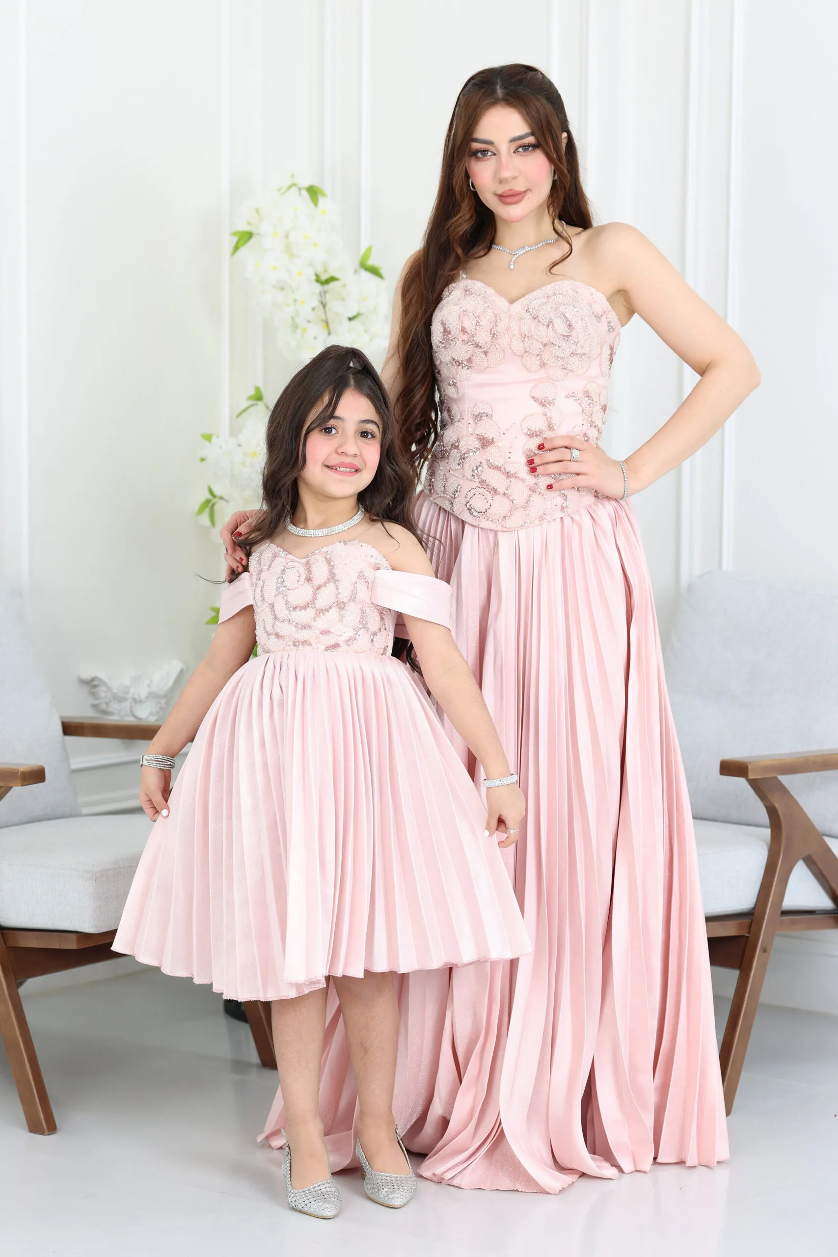 فستان بناتي بليسيه مطرز