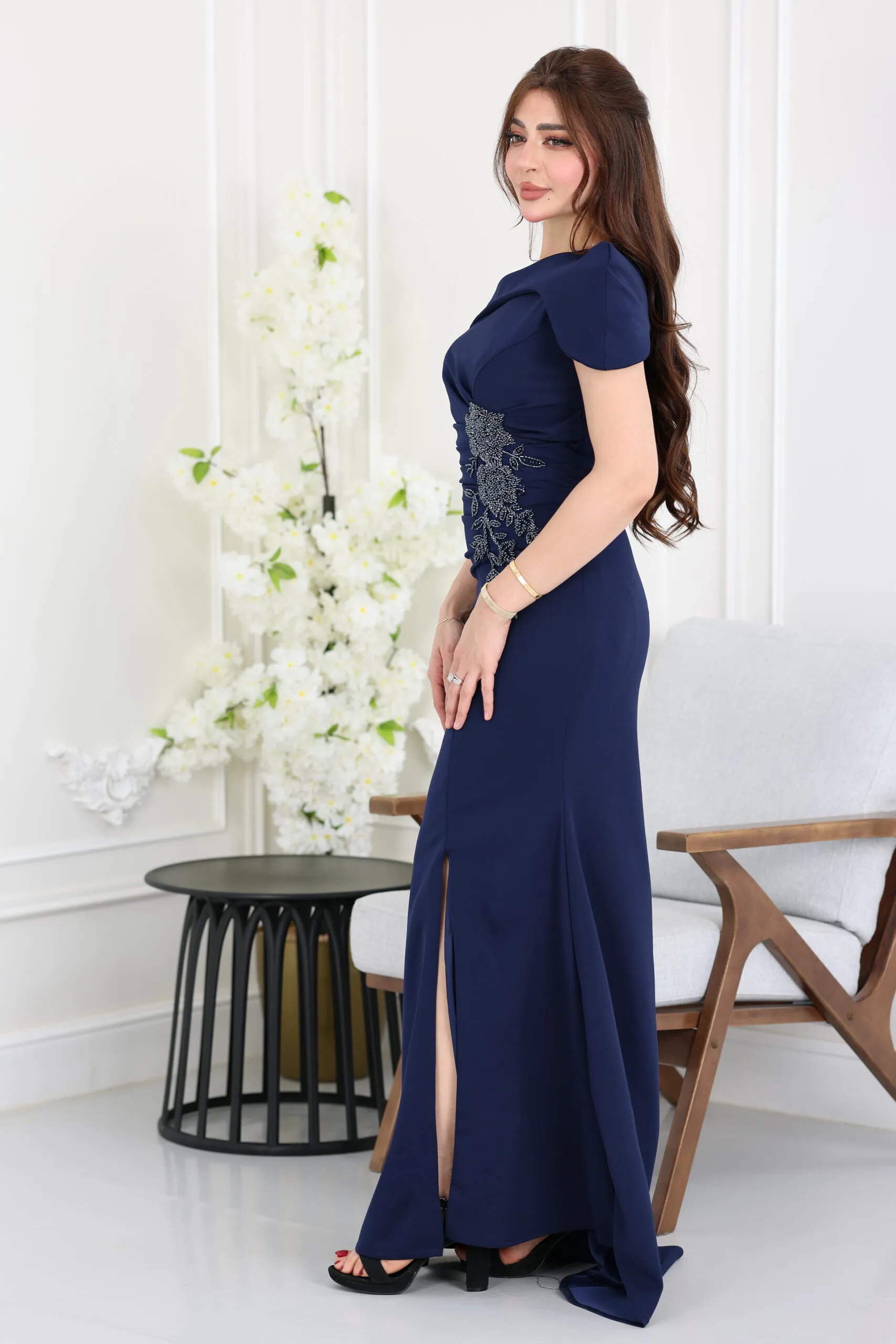 فستان سهرة كريب مطرز