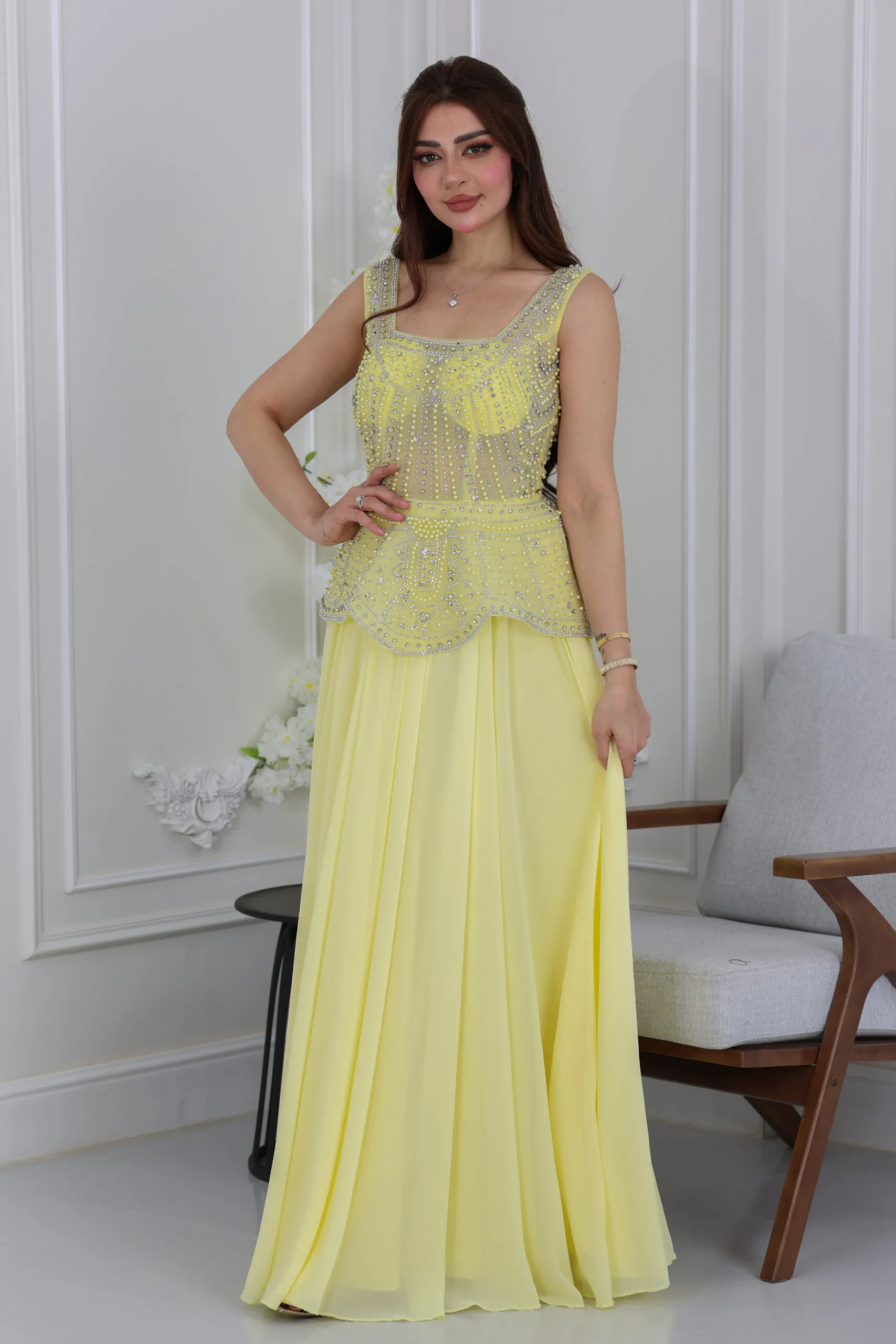 فستان سهرة ملكه فخم