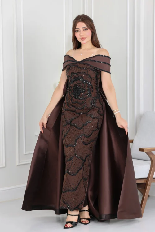 فستان سهرة مطرز انيق