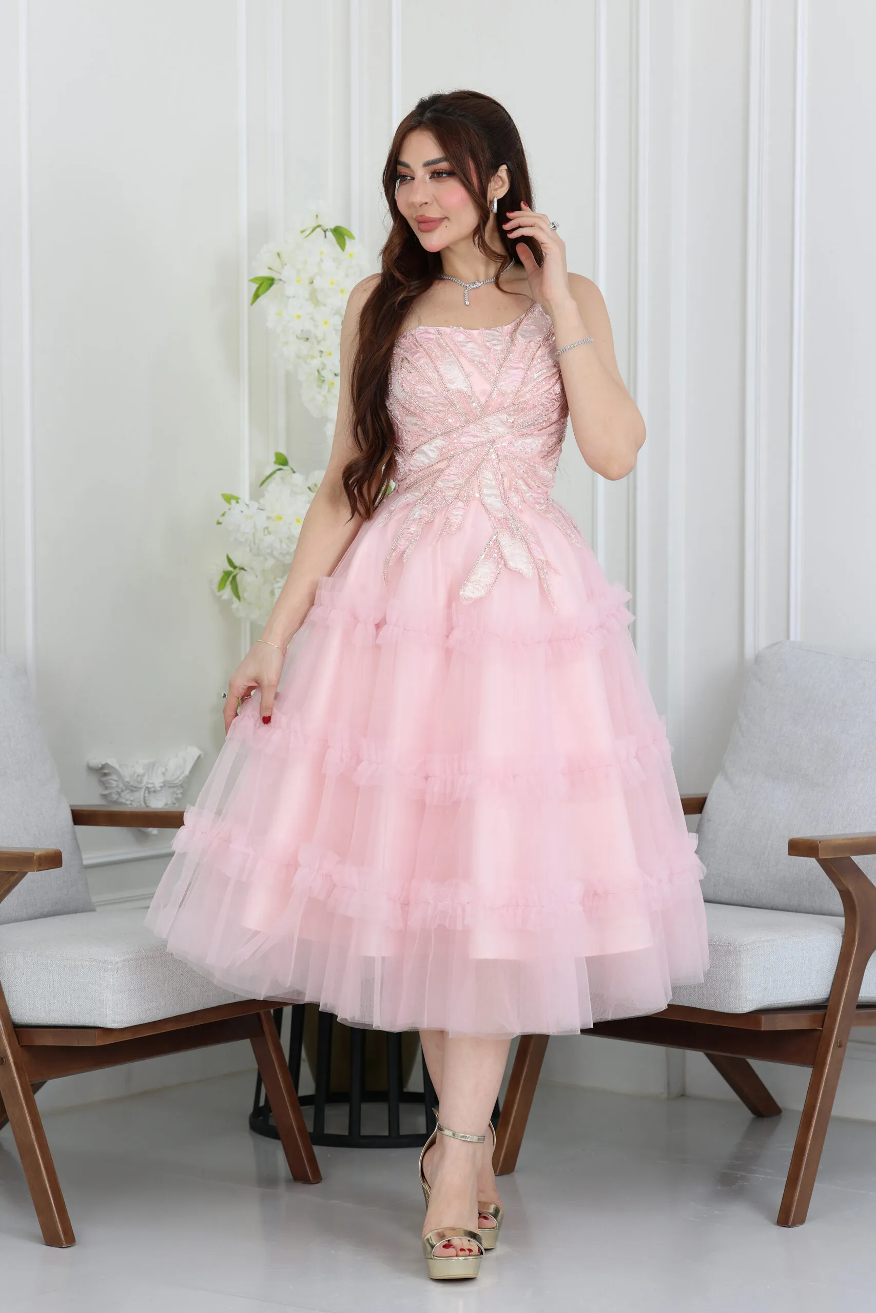 فستان تل مطرز ميد