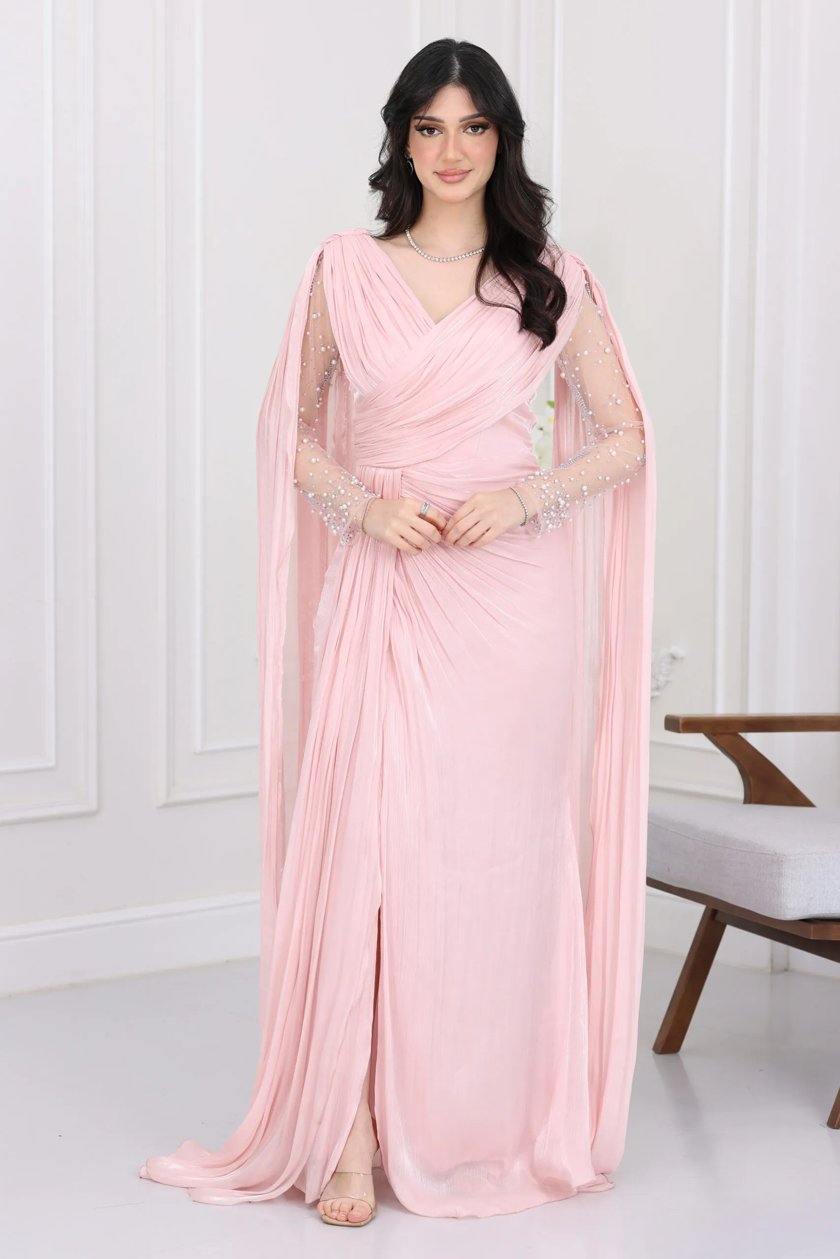 فستان سهرة أنيق بأكمام 