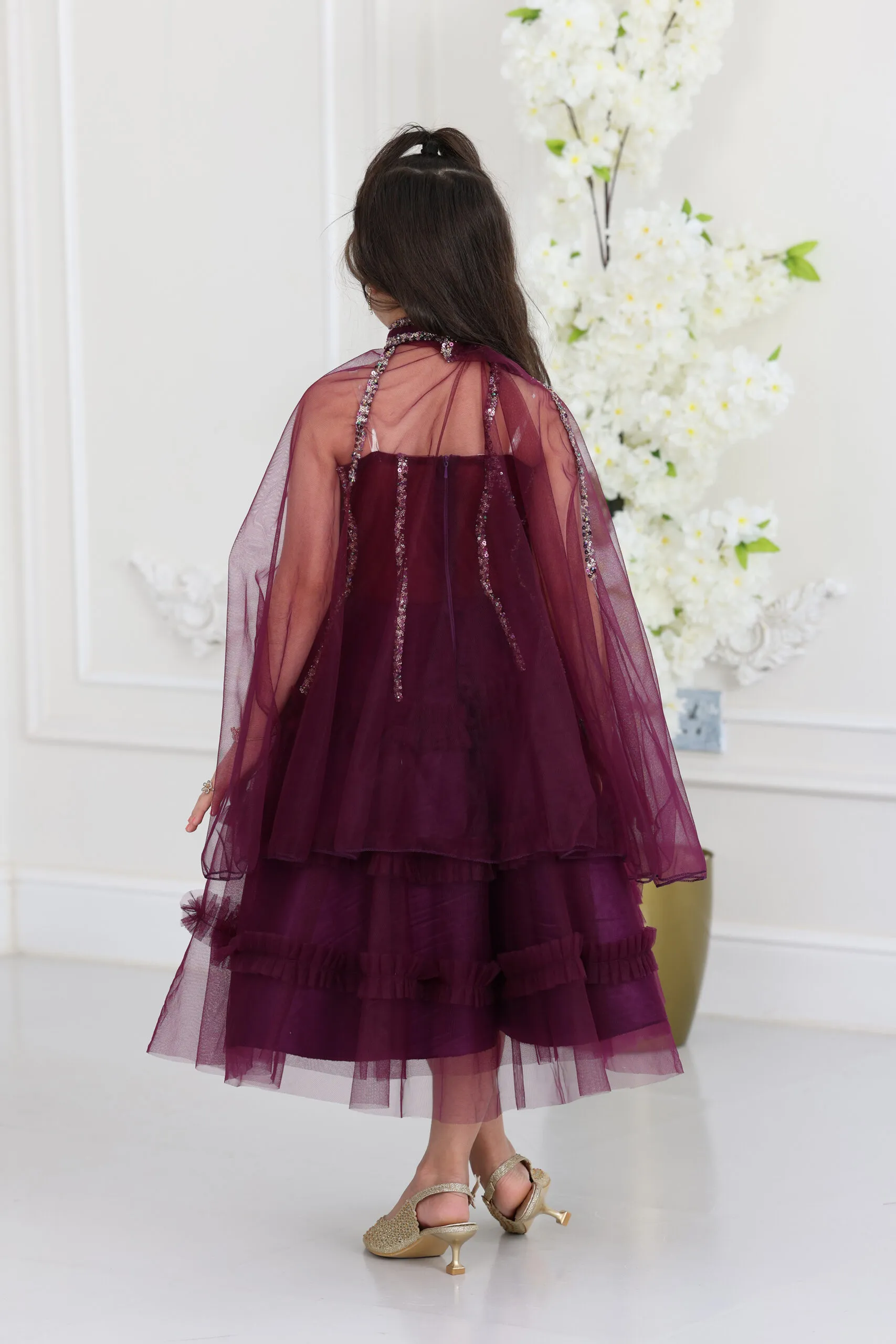 فستان بناتي فخم مطرز