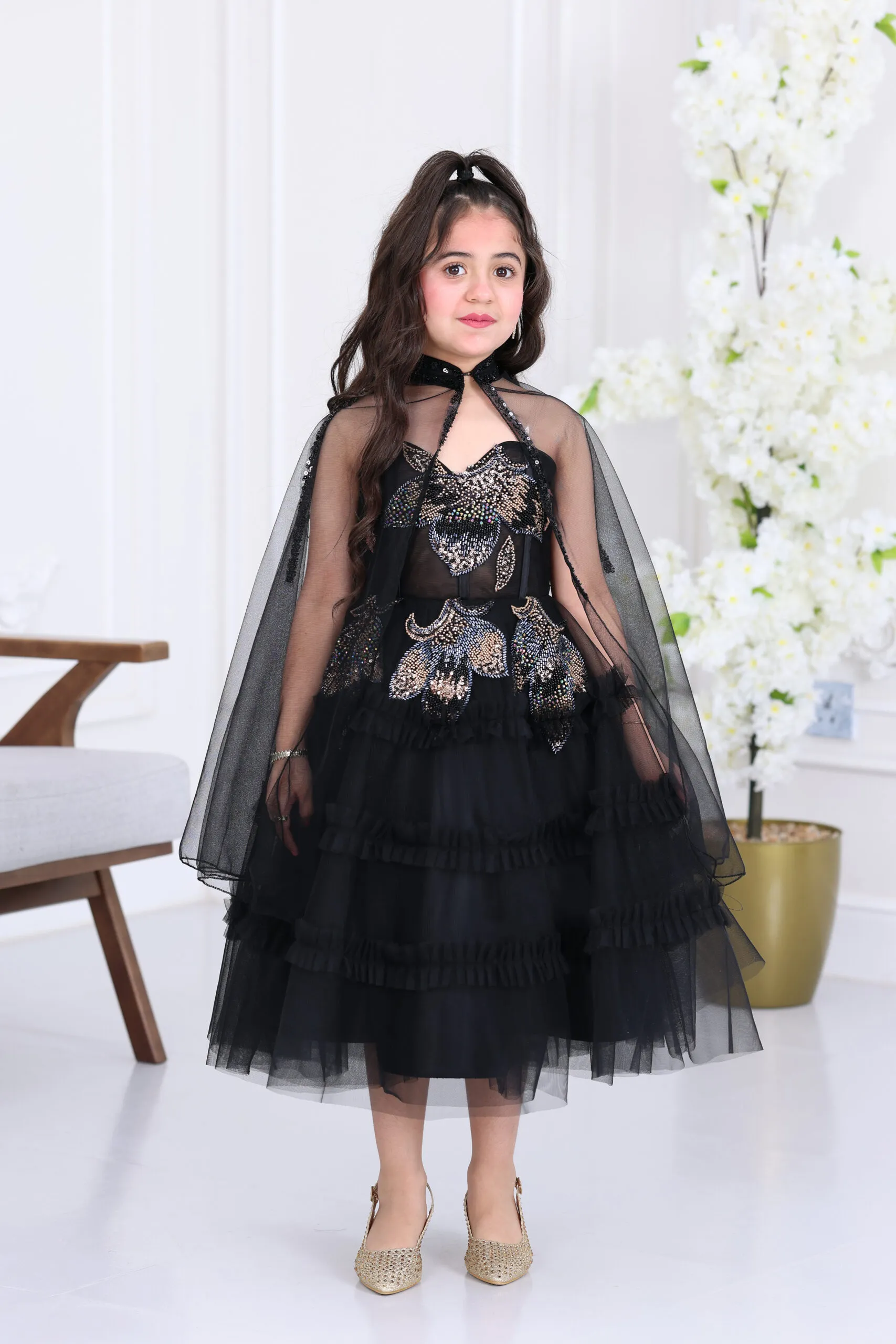 فستان بناتي فخم مطرز