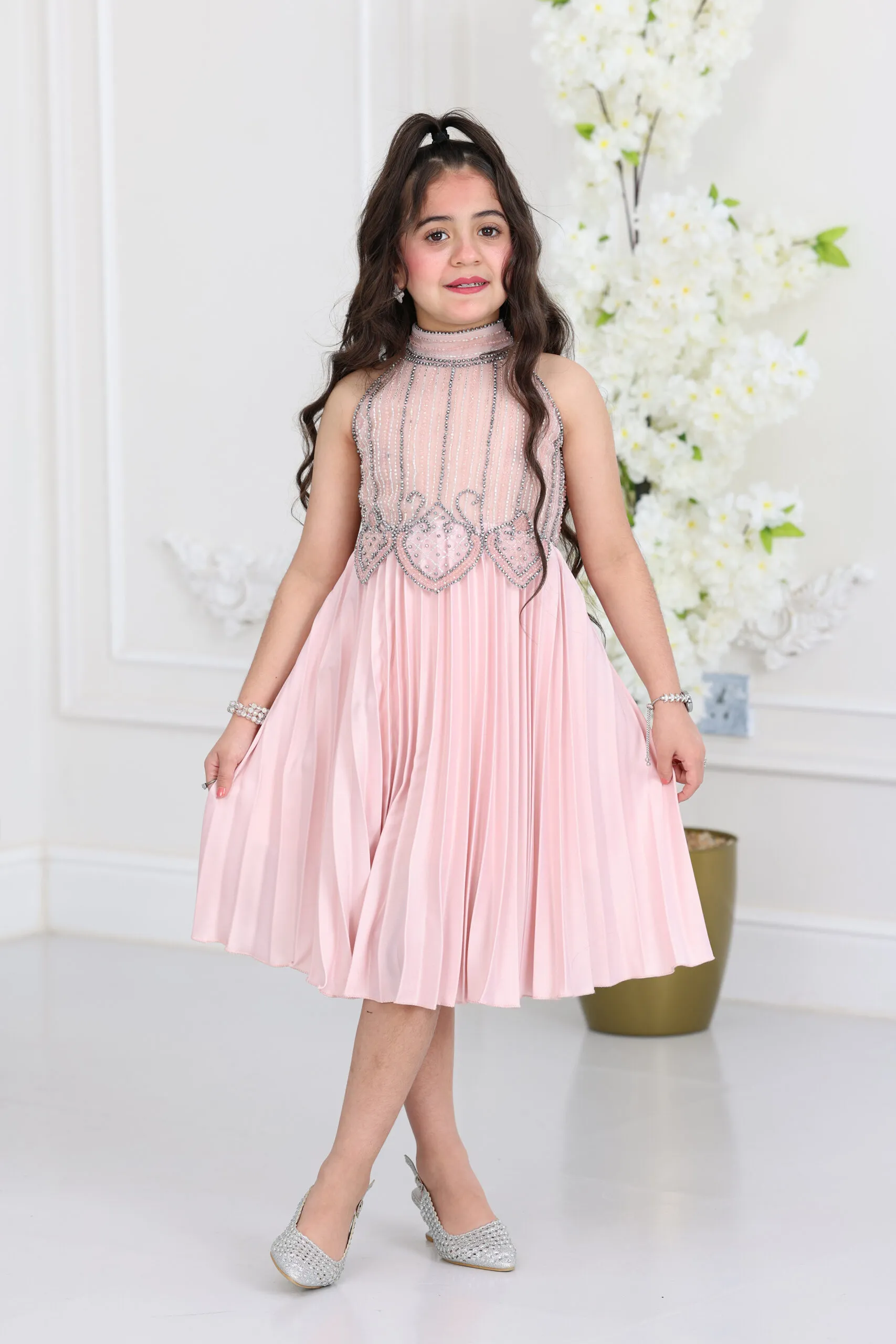 فستان بناتي مطرزبليسيه