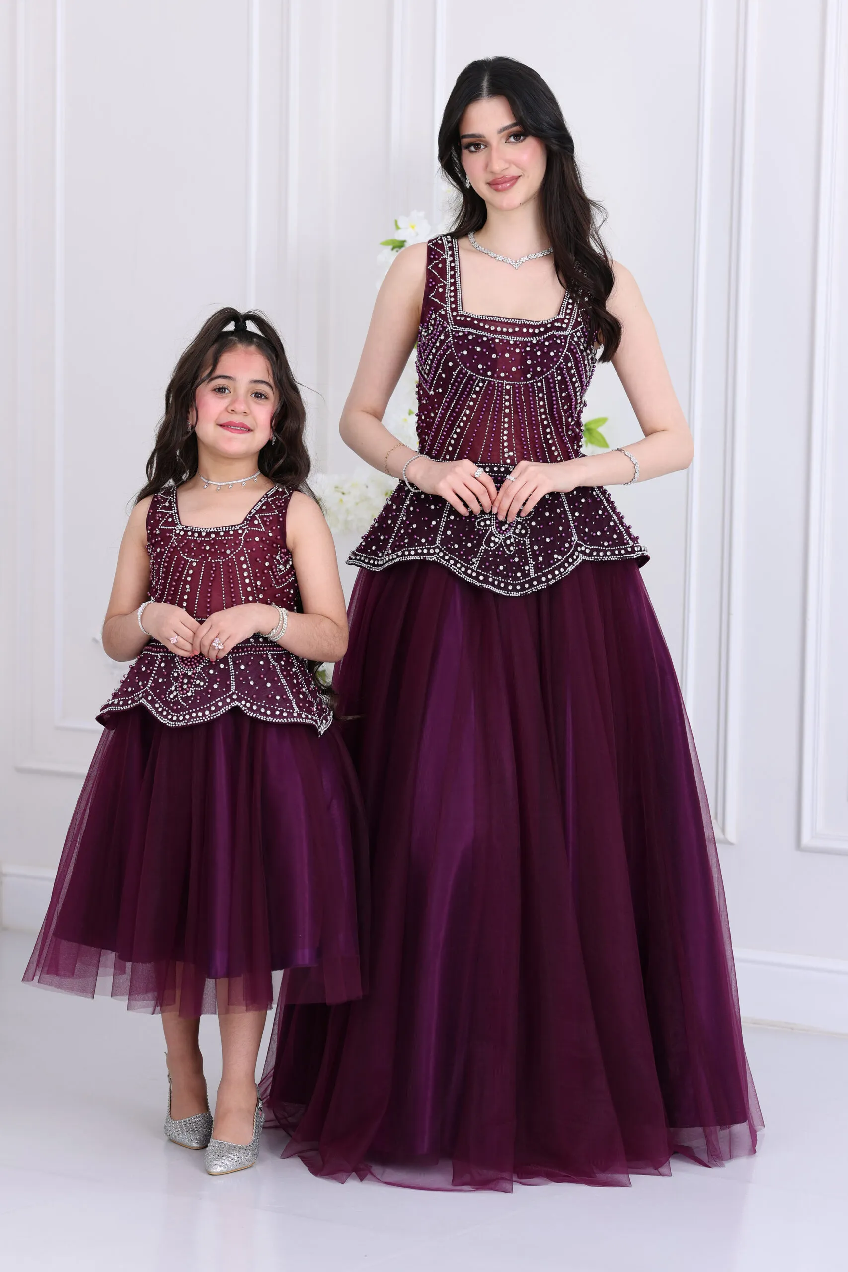 فستان بناتي راقي ملكي