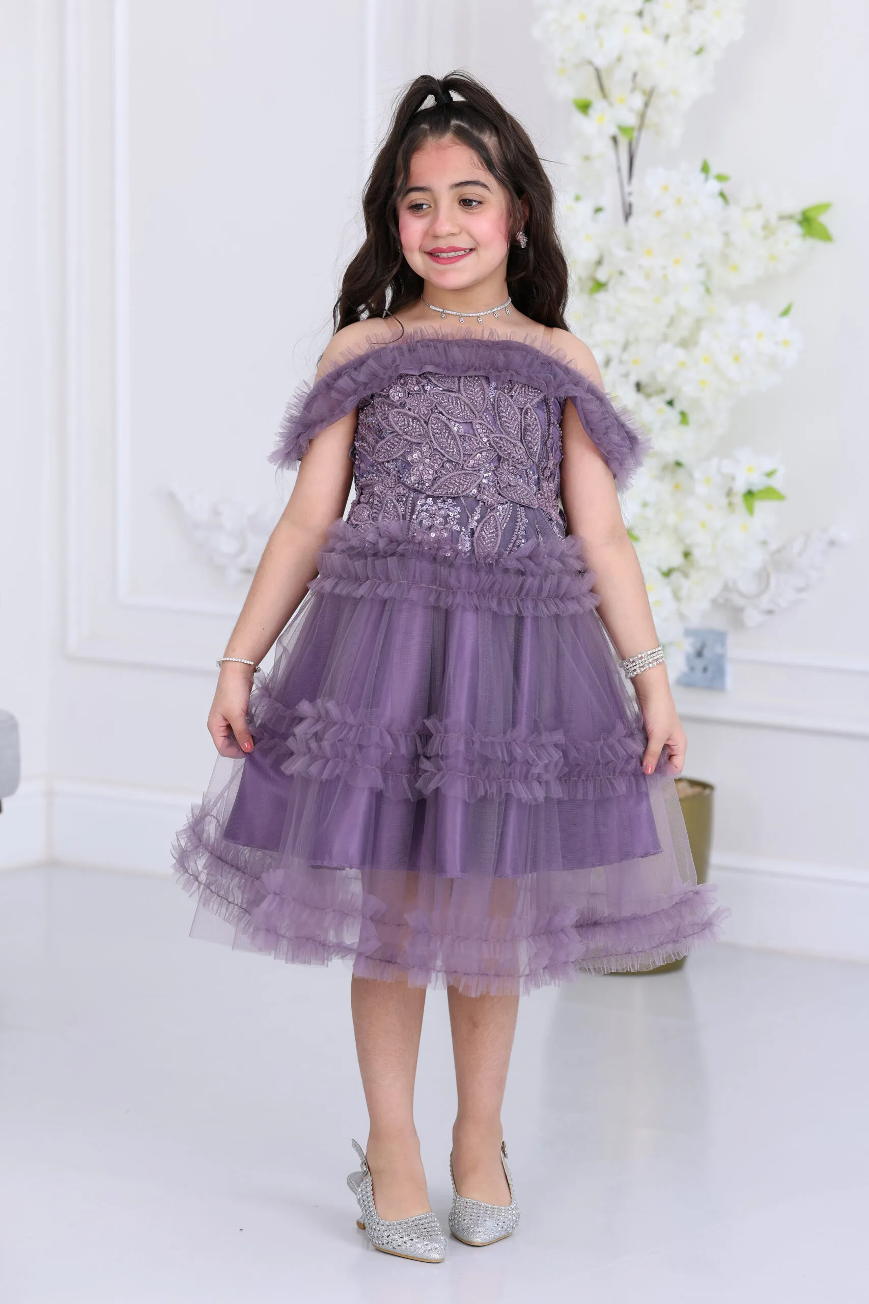 فستان بناتي تل انيق