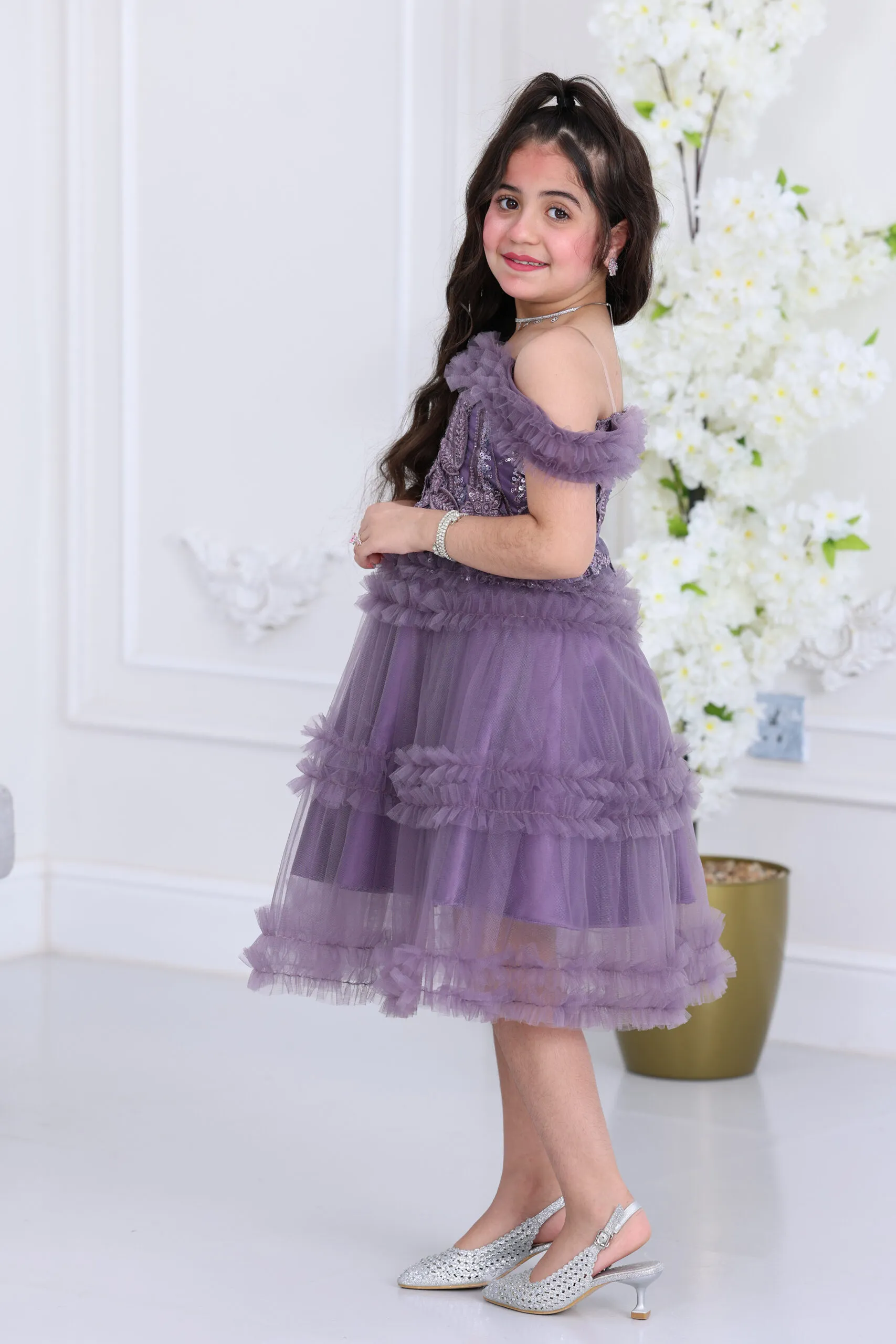 فستان بناتي تل انيق