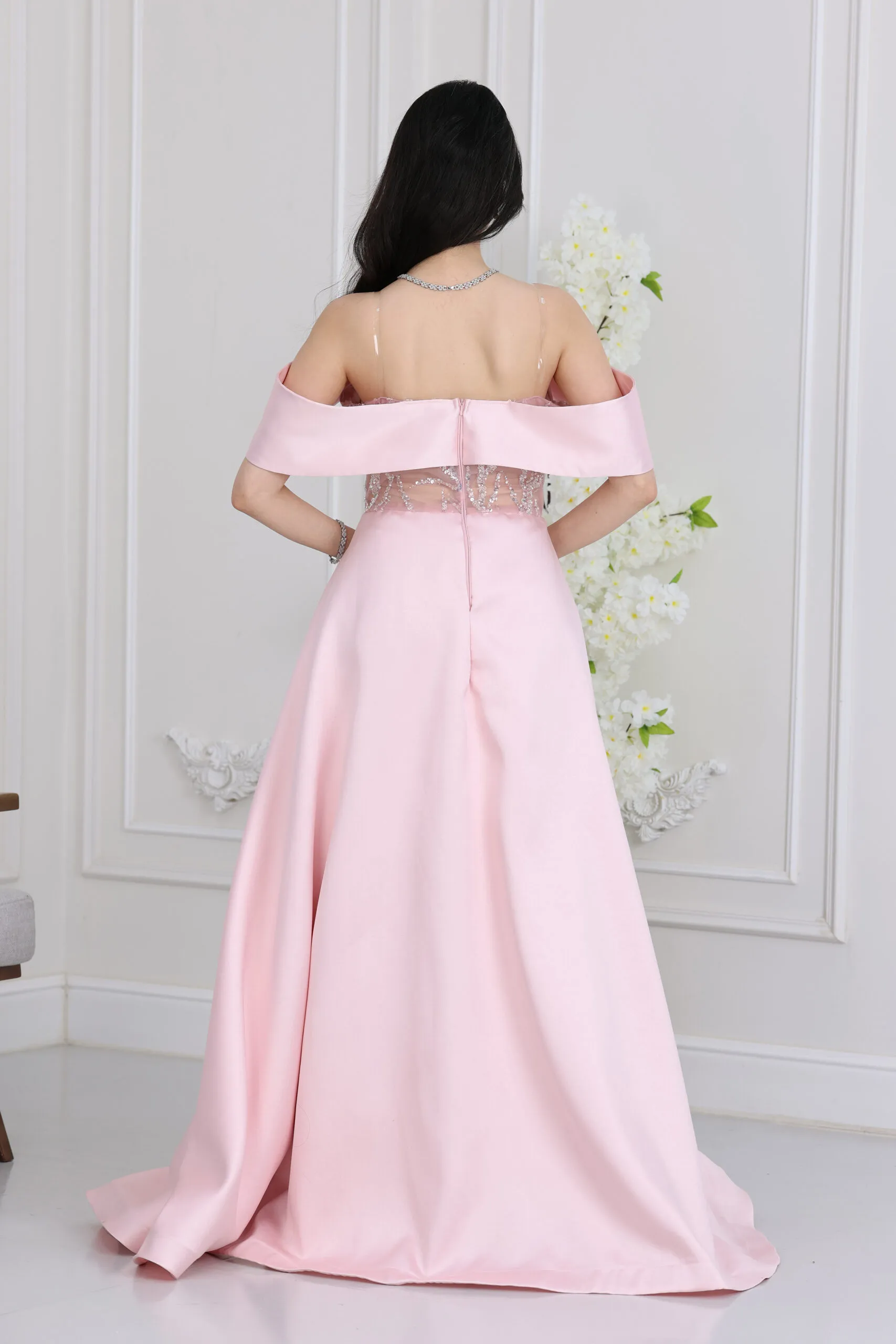 fustan-sahrat-fukhim-bidhayl