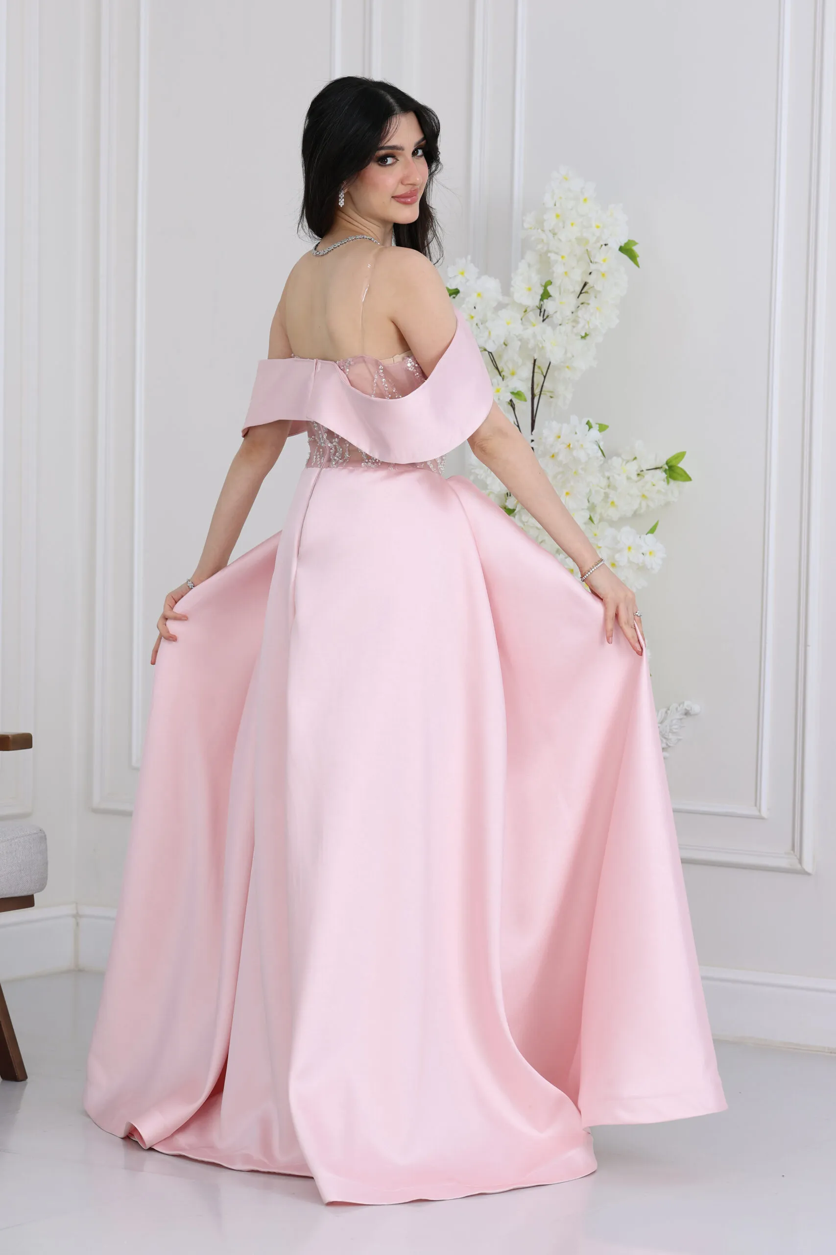 fustan-sahrat-fukhim-bidhayl