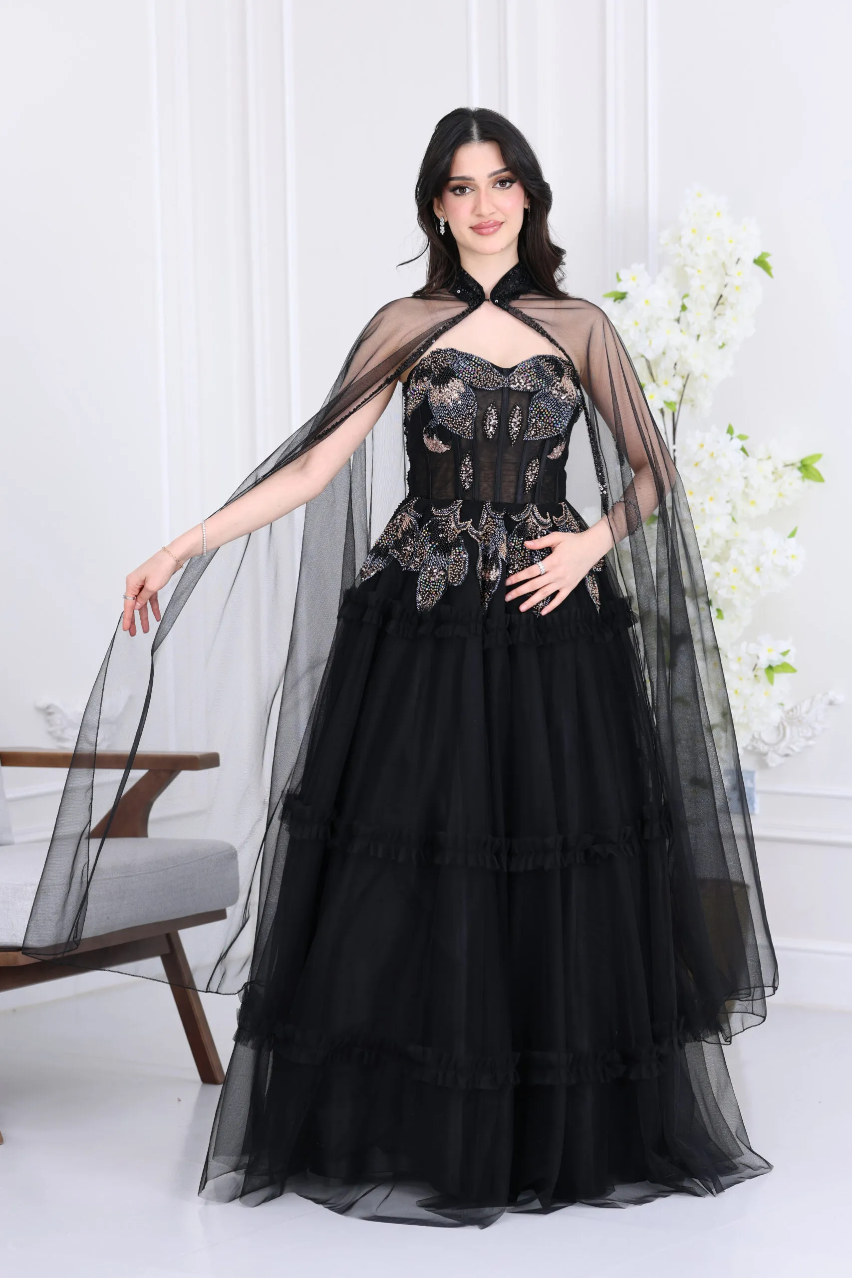 فستان سهرة كيب مطرز