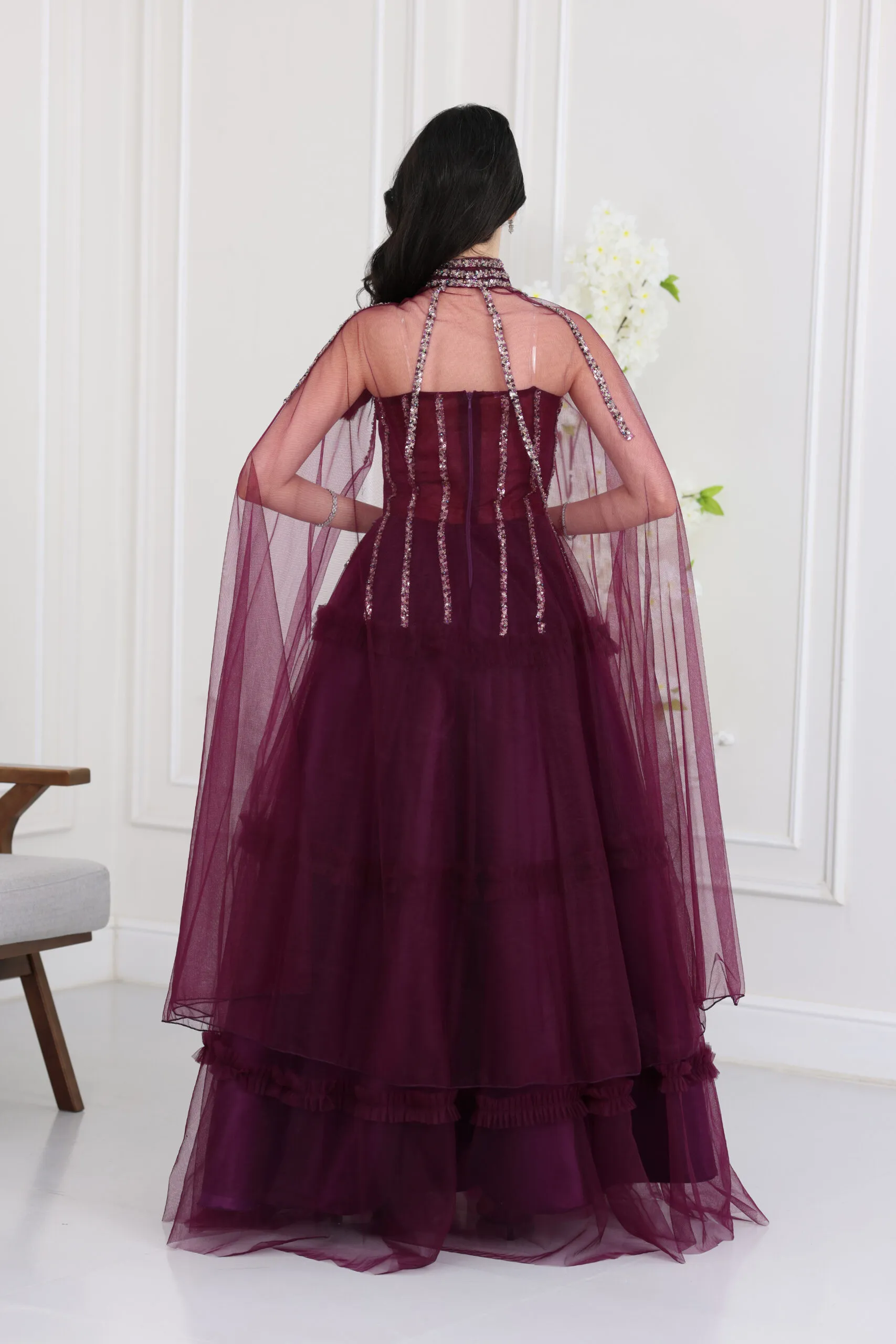 فستان سهرة كيب مطرز