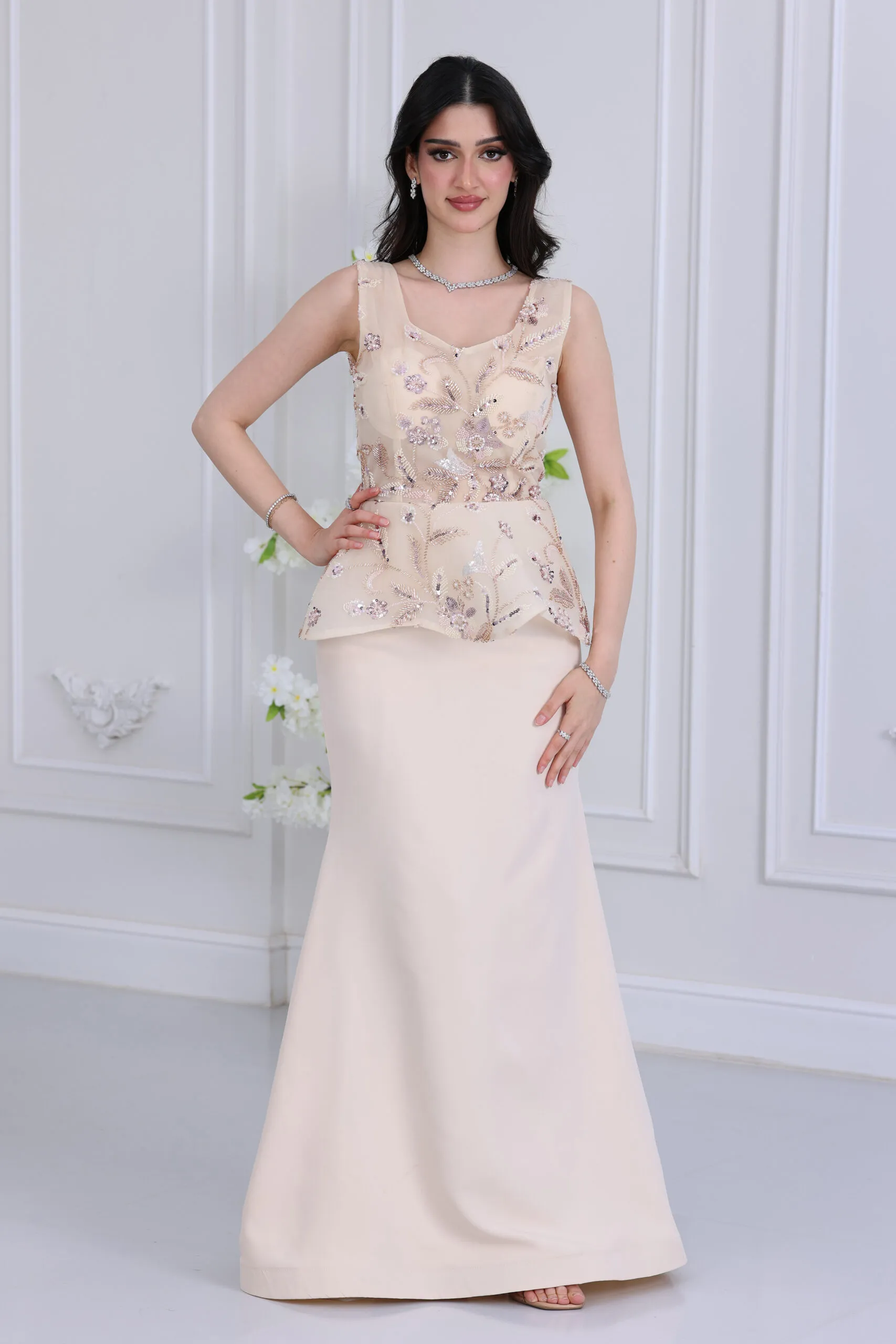 fustan-sahrat-naeim-fakhm