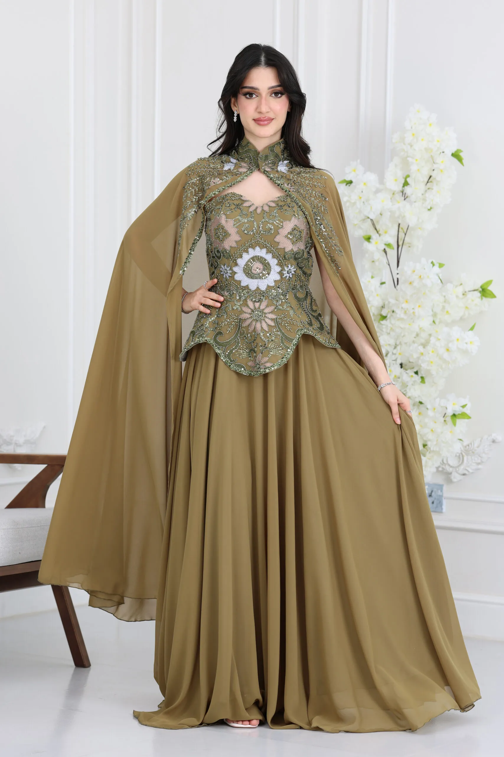 fustan-shifun-mutaraz-malakiun