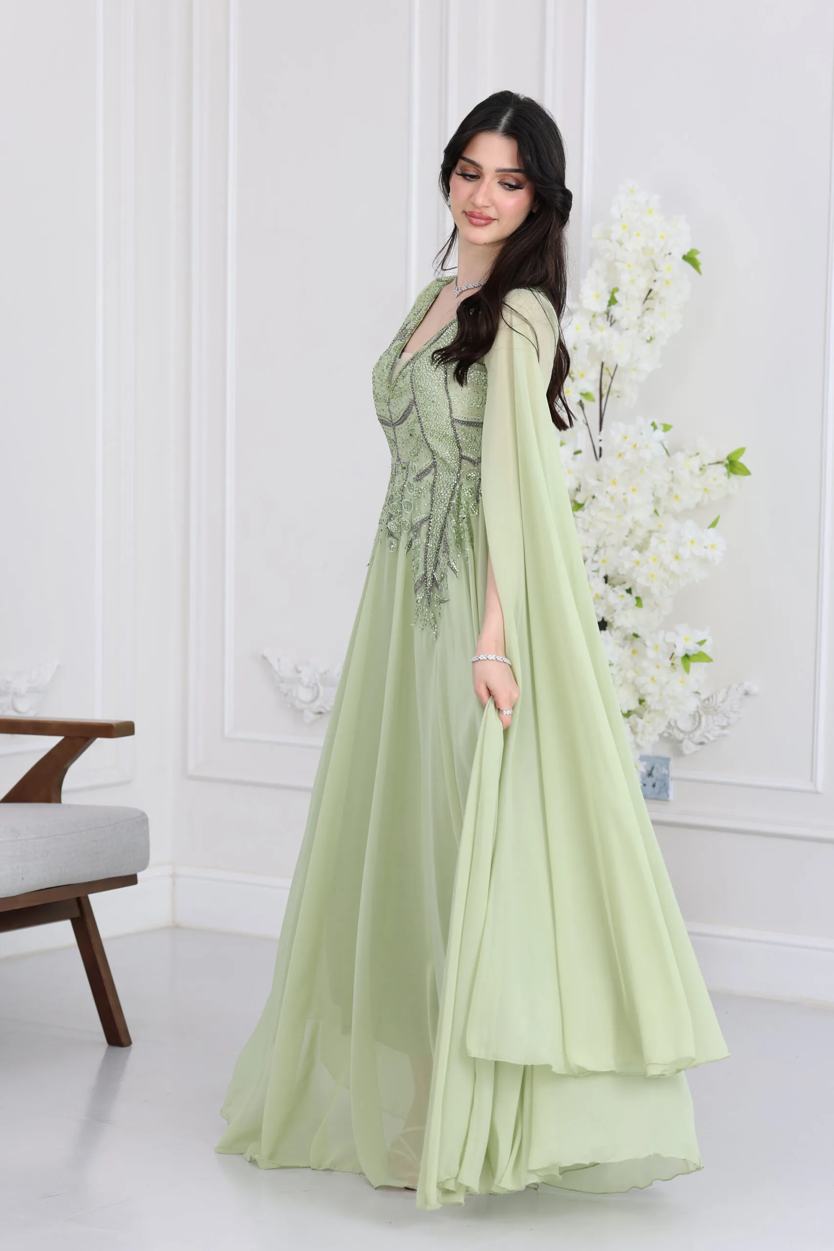 fustan-sahrat-fukhim-bidhayl