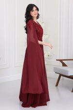 فستان سهرة بأكمام منديل أنيقة