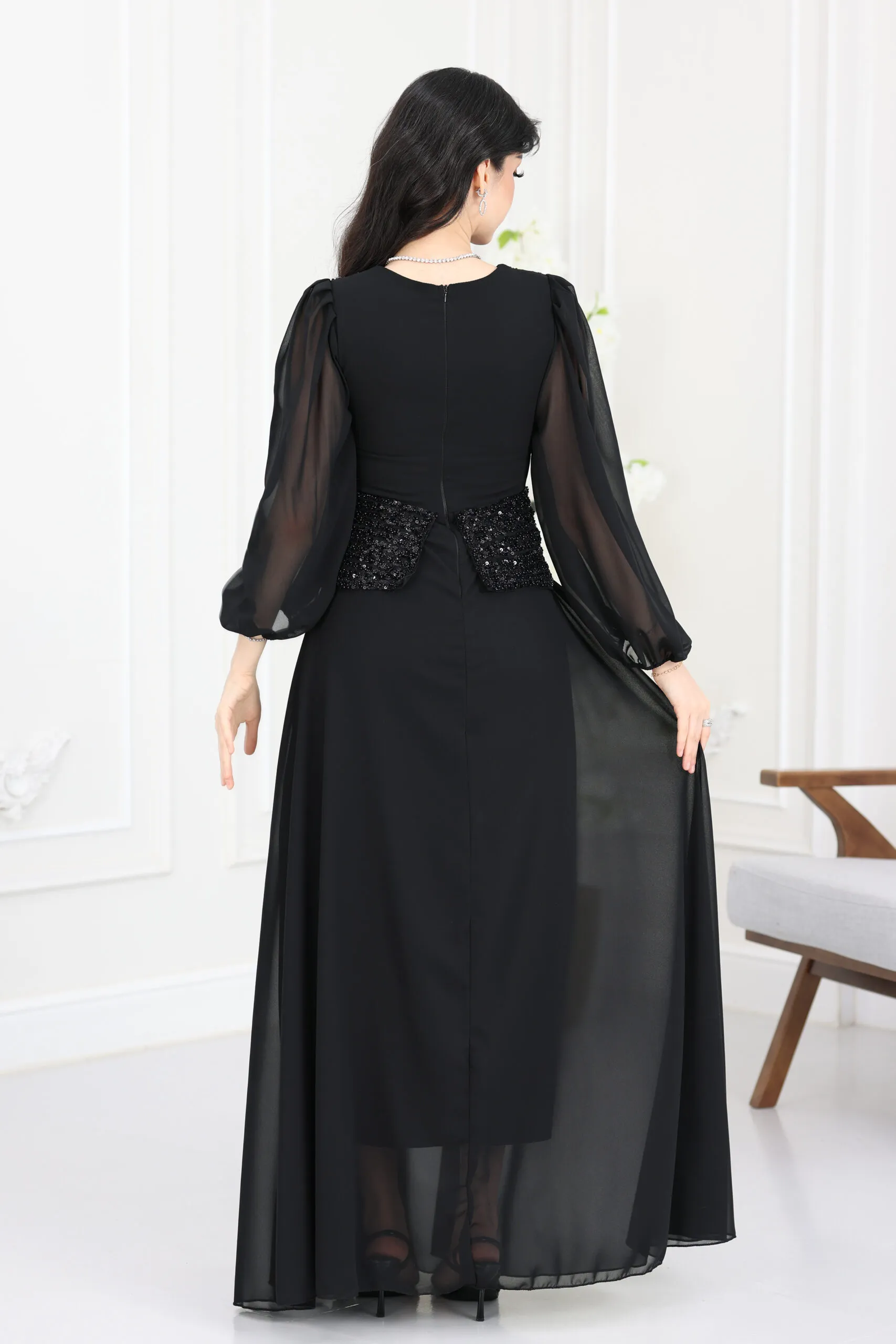 فستان سهرة شيفون مطرز ترتر