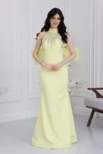 فستان سهرة مطرز ملكي