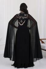 فستان سهرة ياقة مطرزة